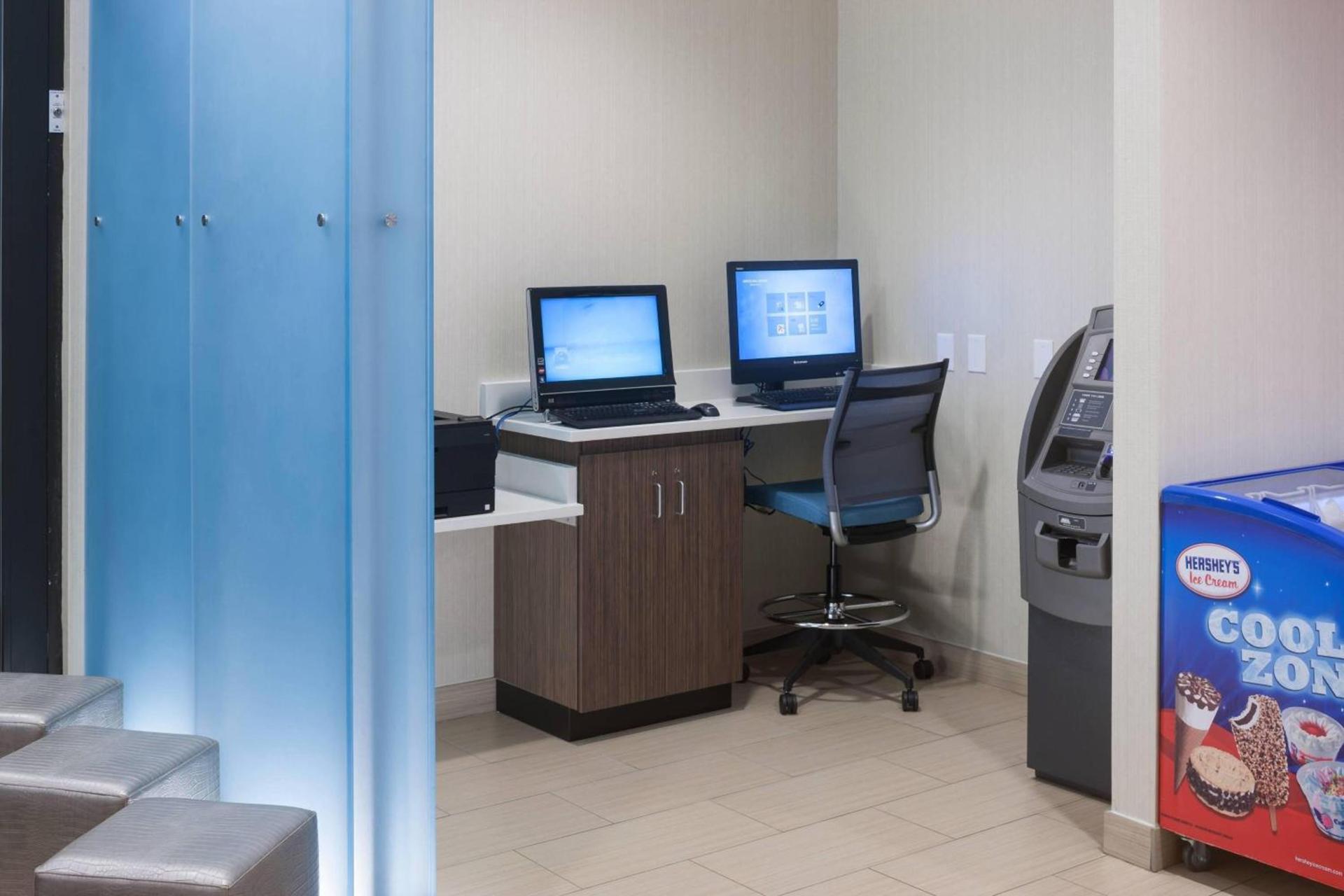 SpringHill Suites by Marriott Orlando at SeaWorld photo 16