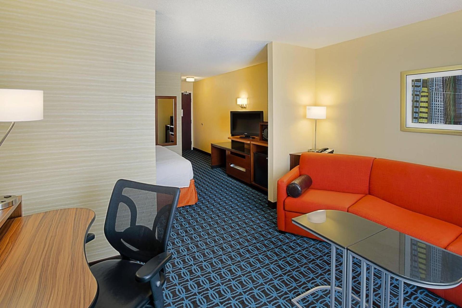 Fairfield by Marriott Southeast Hammond, IN photo 11