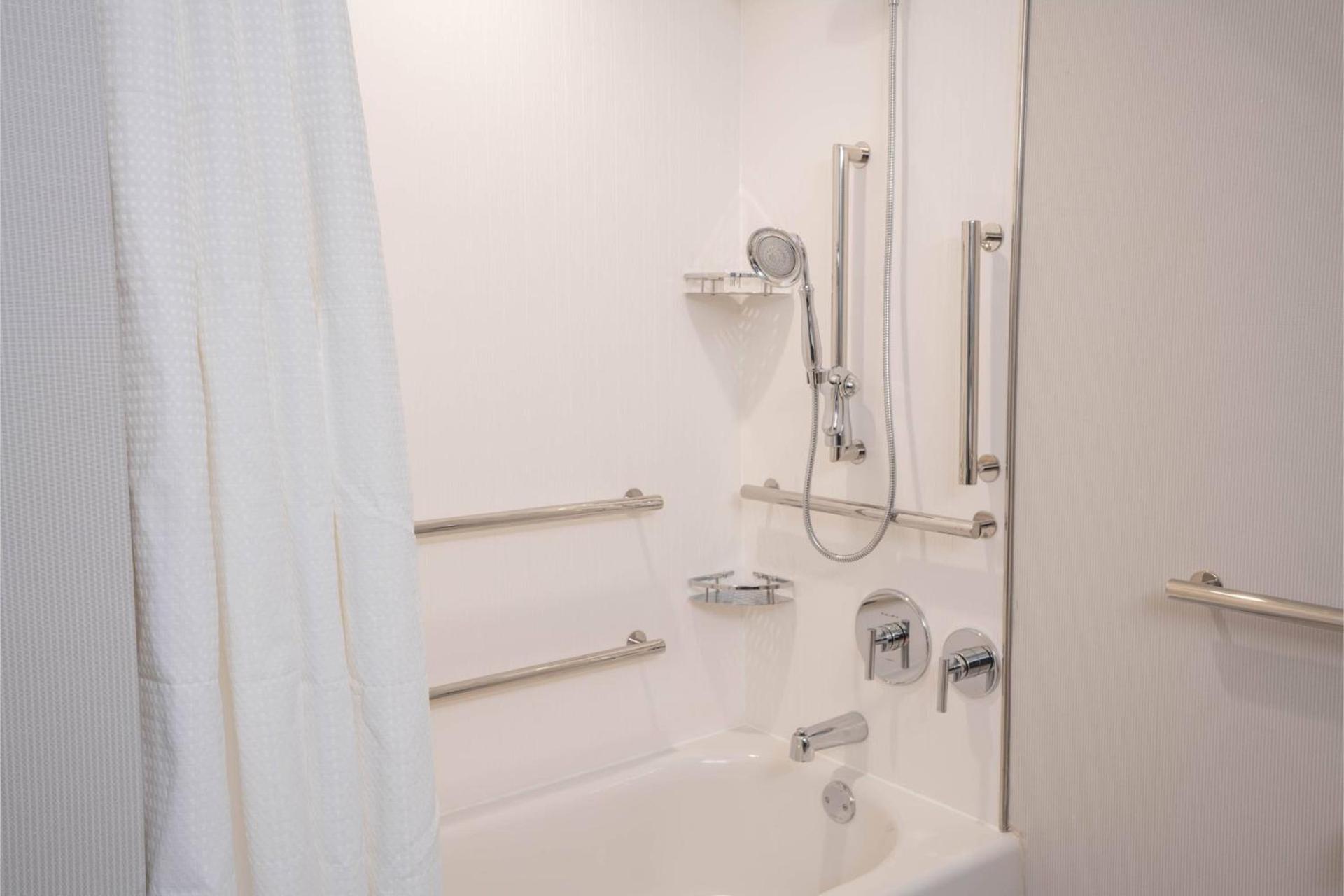 Courtyard by Marriott Thousand Oaks Agoura Hills photo 7