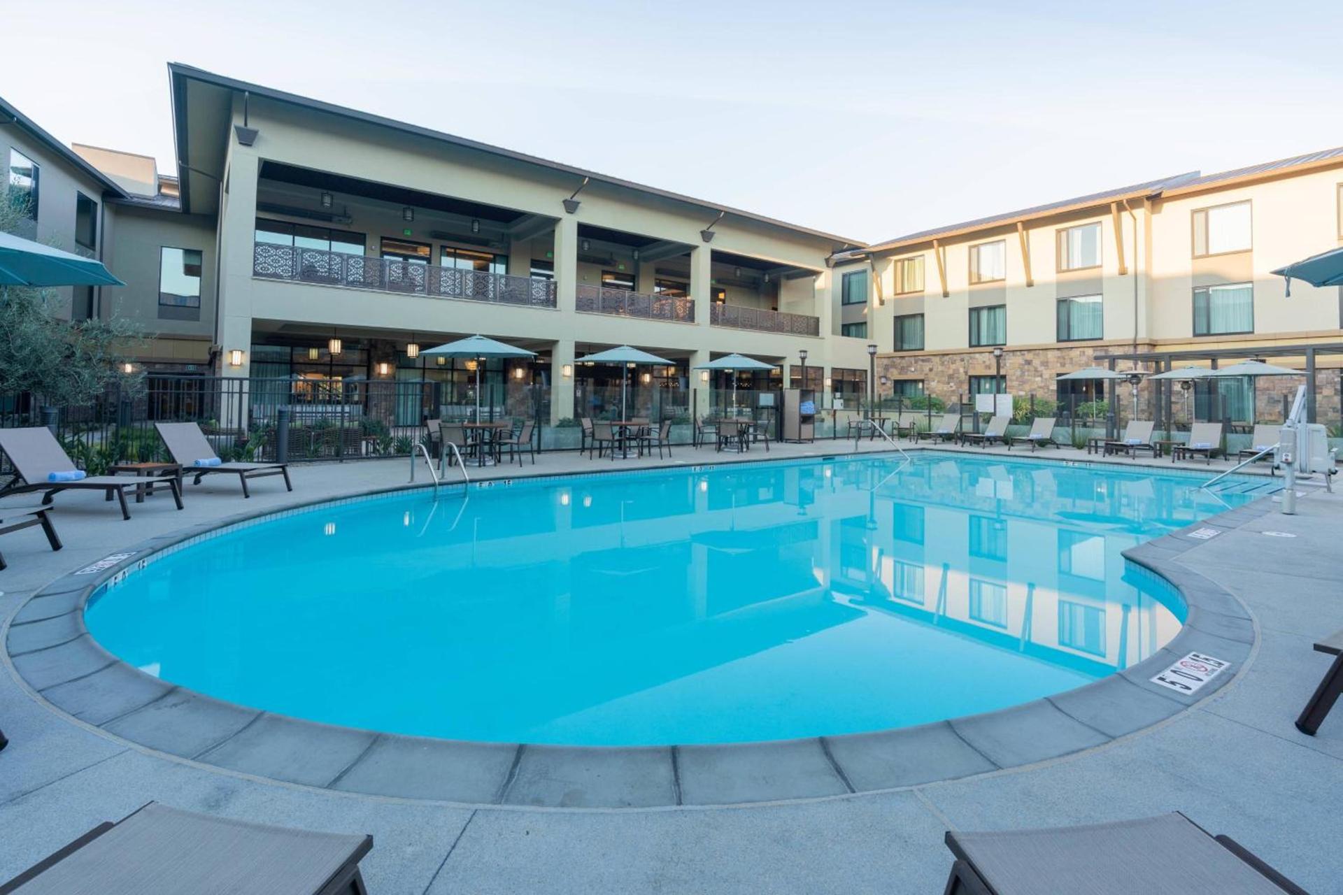 Courtyard by Marriott Thousand Oaks Agoura Hills photo 20