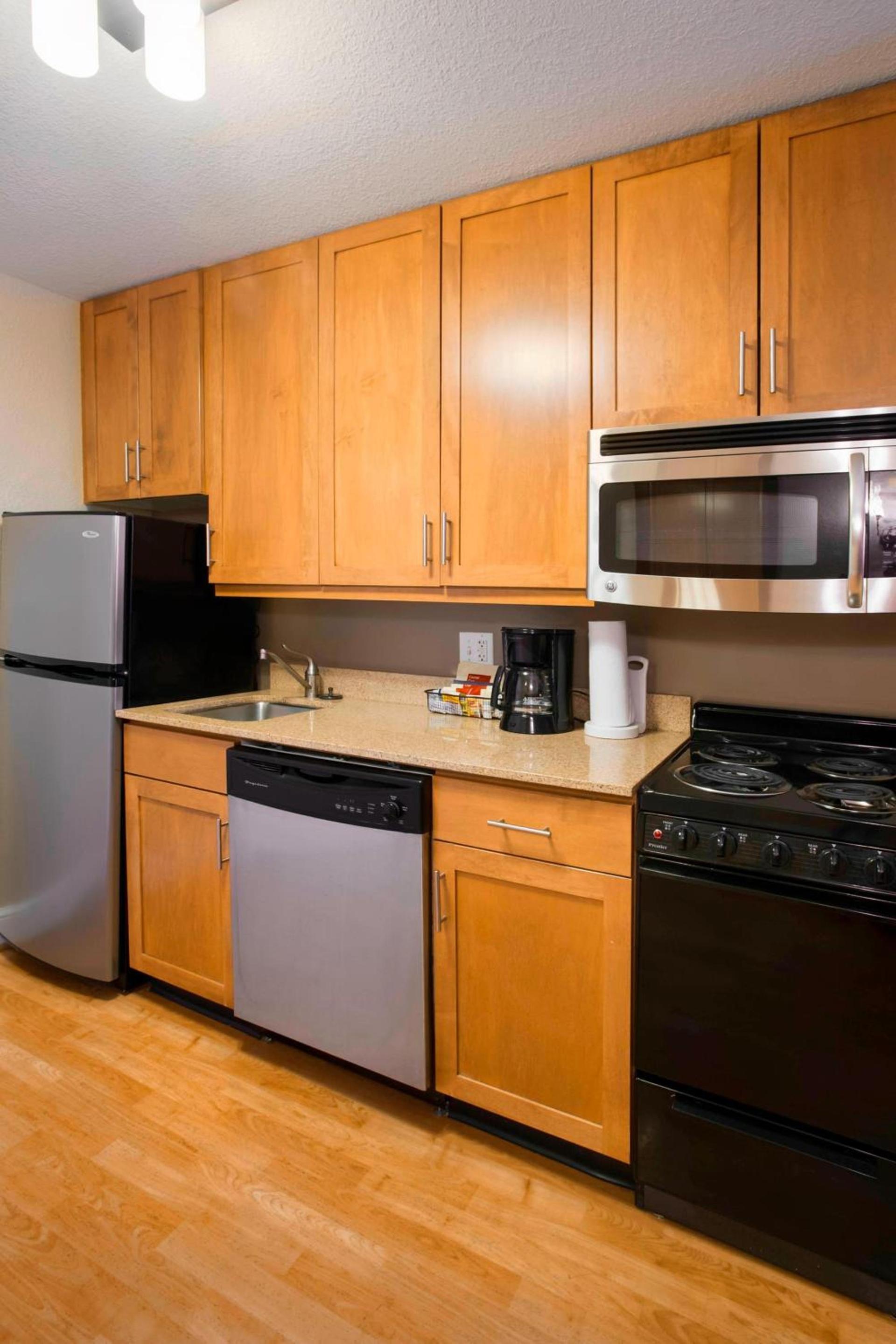 TownePlace Suites by Marriott Kansas City Overland Park photo 22