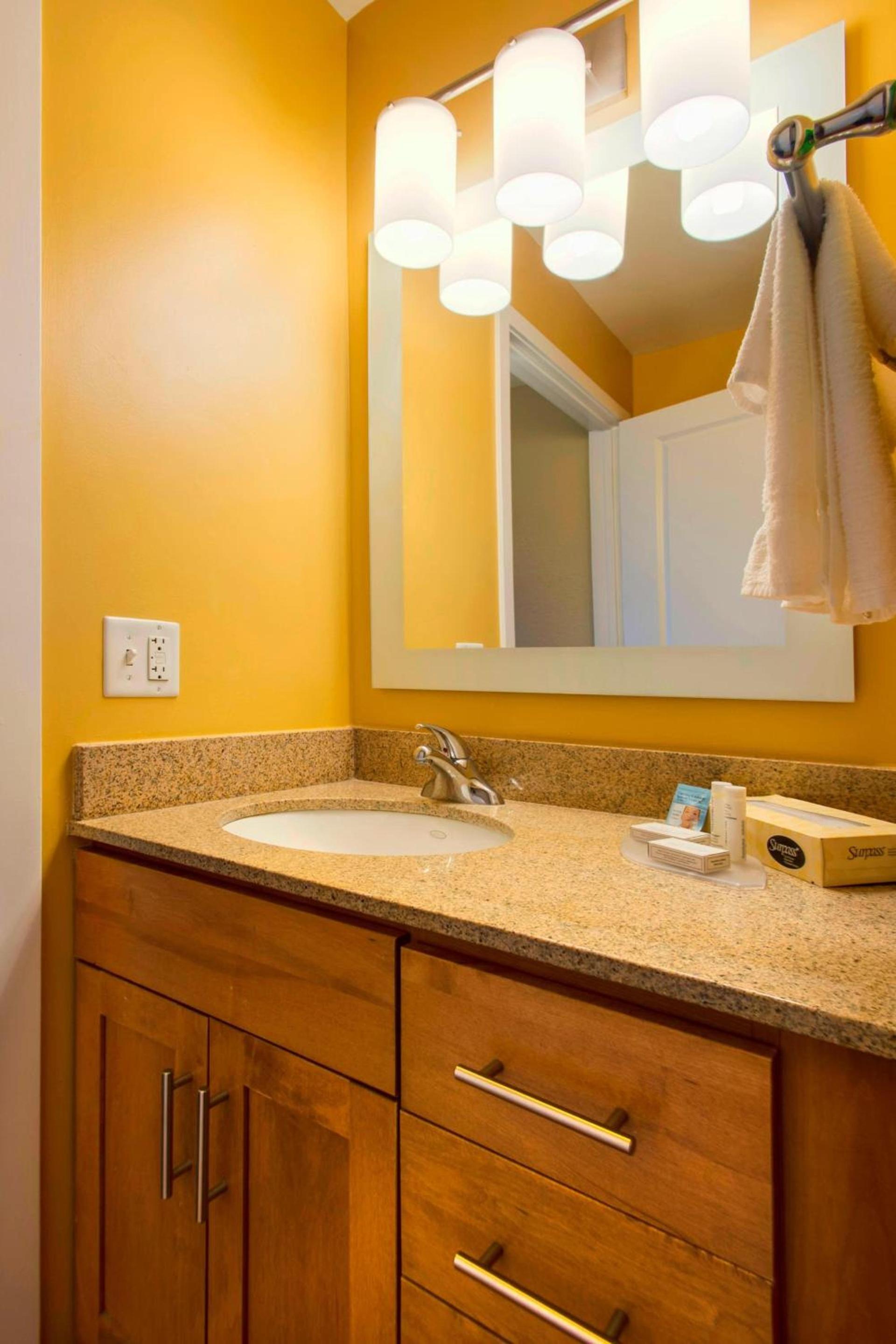 TownePlace Suites by Marriott Kansas City Overland Park photo 14