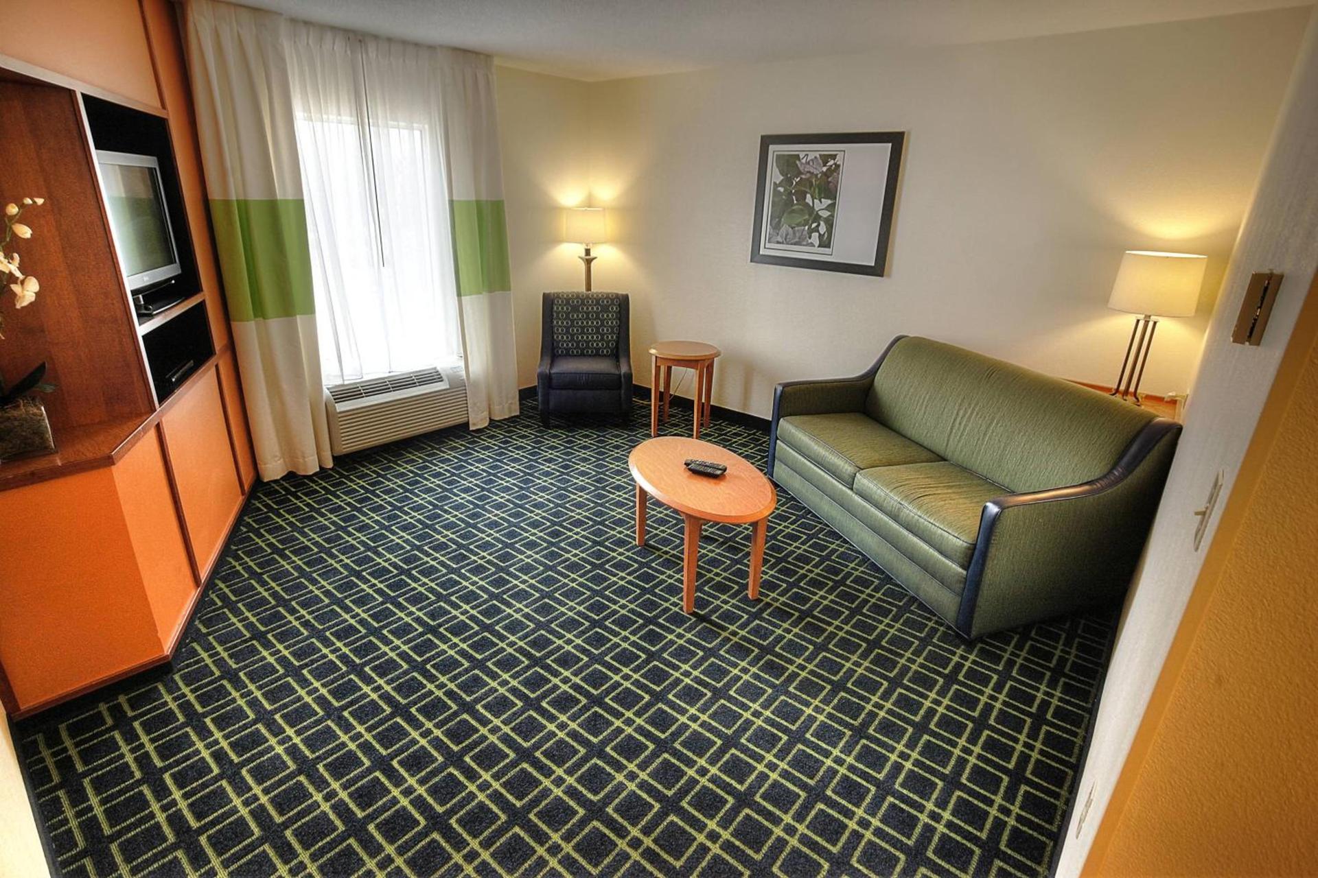 Fairfield Inn & Suites Mount Vernon Rend Lake photo 13