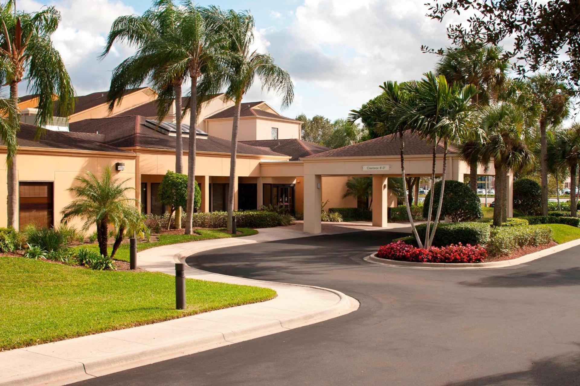Courtyard by Marriott Fort Myers Cape Coral photo 4