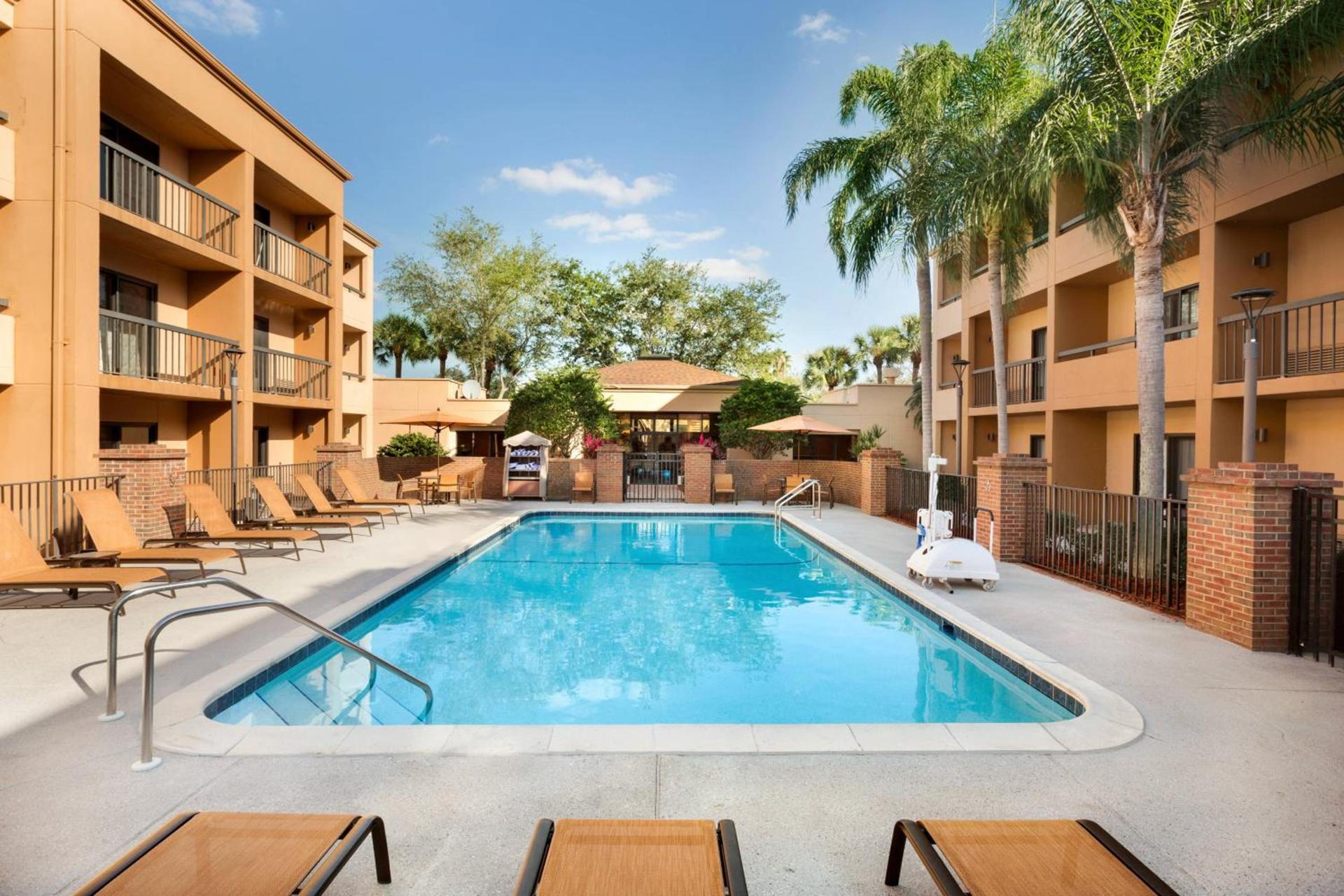 Courtyard by Marriott Fort Myers Cape Coral photo 37