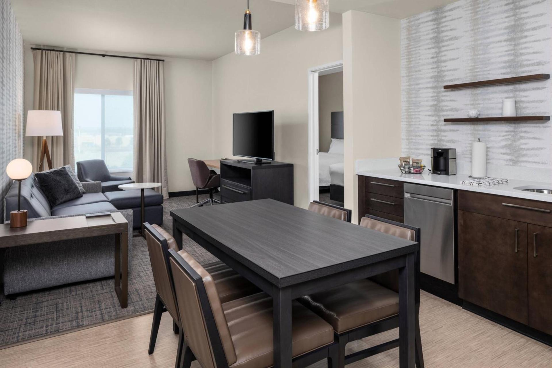 Residence Inn by Marriott East Peoria photo 8