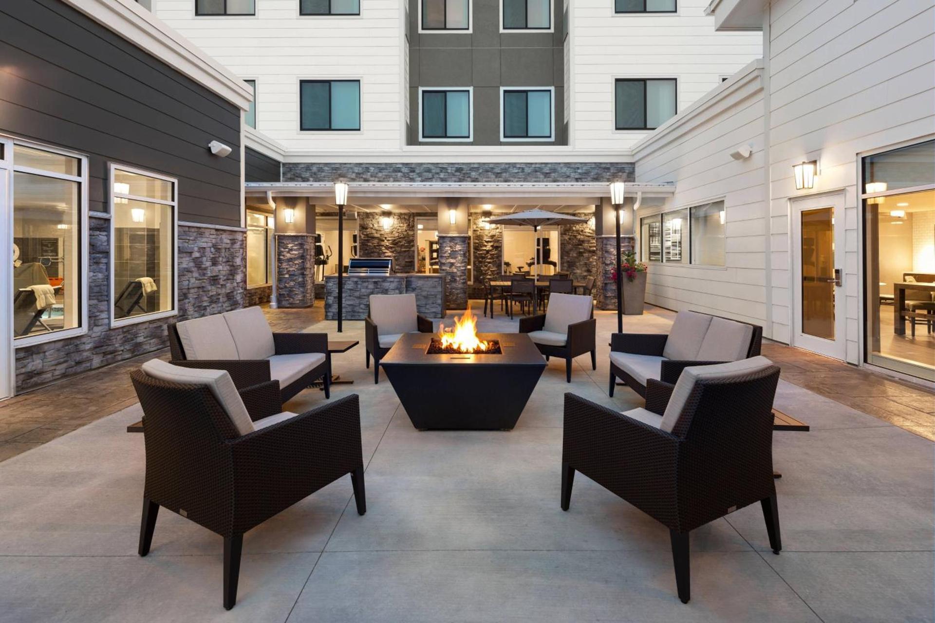 Residence Inn by Marriott East Peoria photo 18