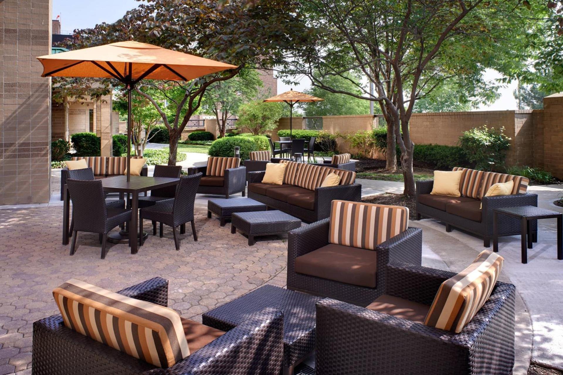 Courtyard Kansas City Overland Park / Convention Center photo 3