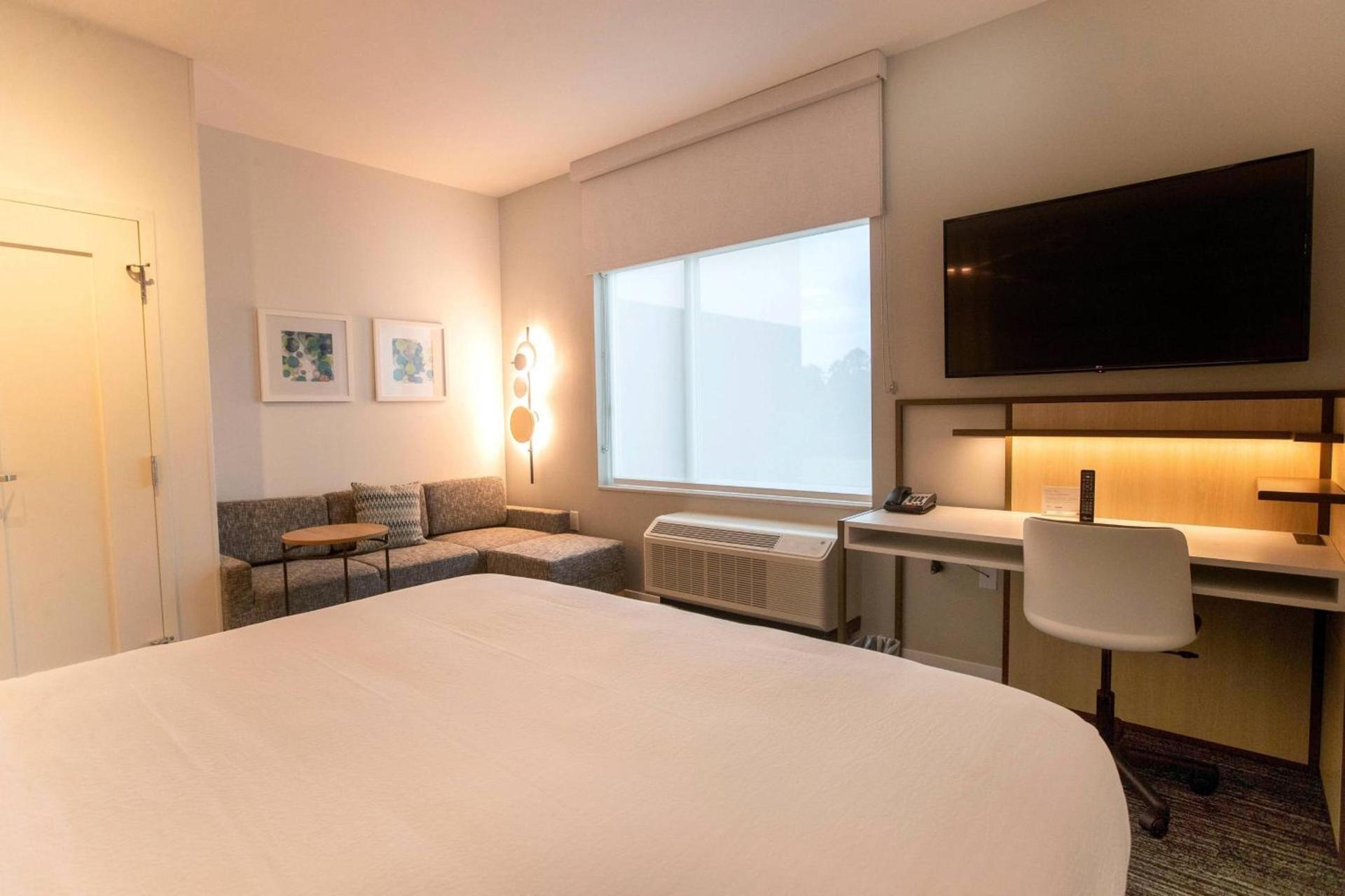 TownePlace Suites by Marriott Conroe photo 14
