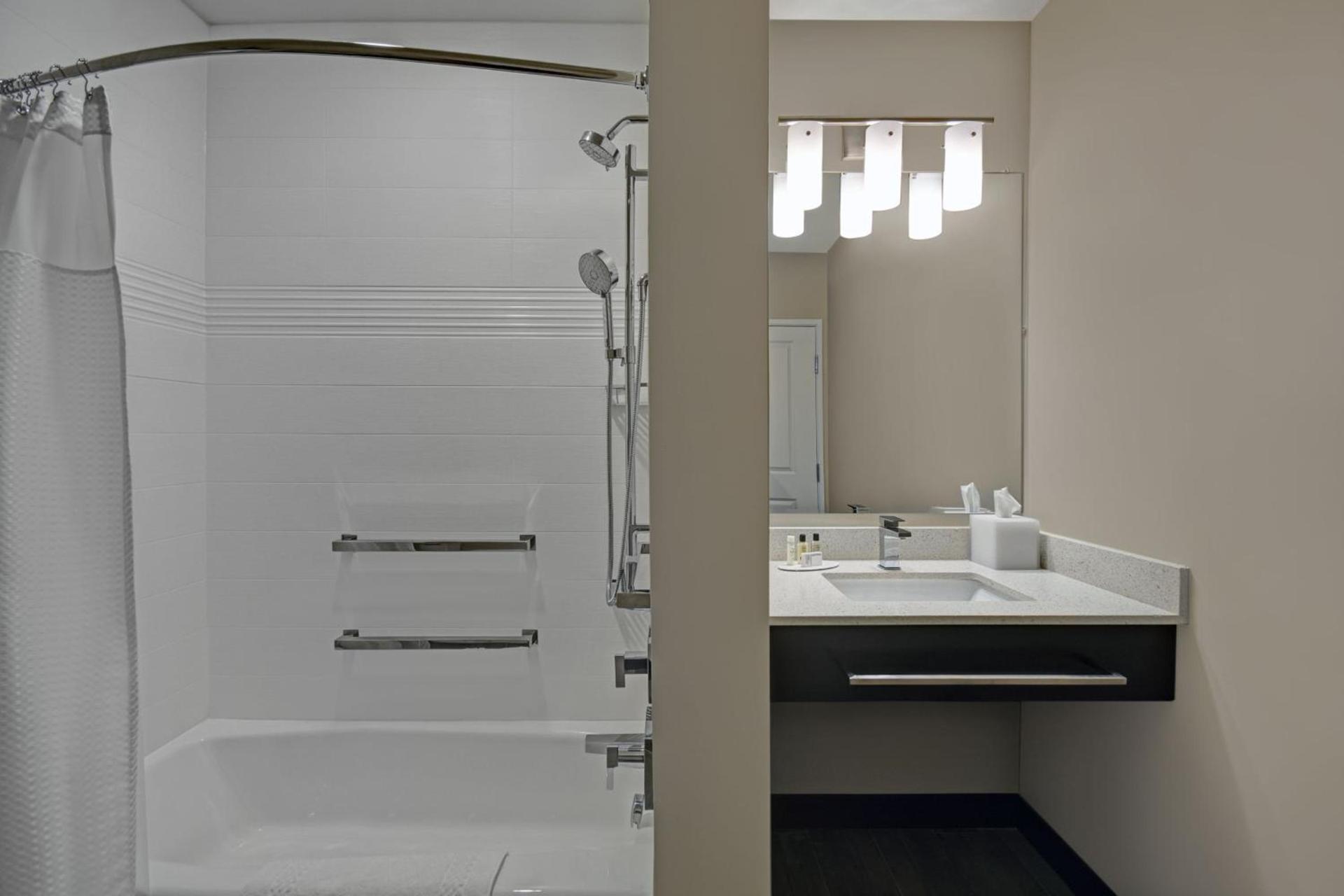 TownePlace Suites by Marriott Grand Rapids Wyoming photo 18