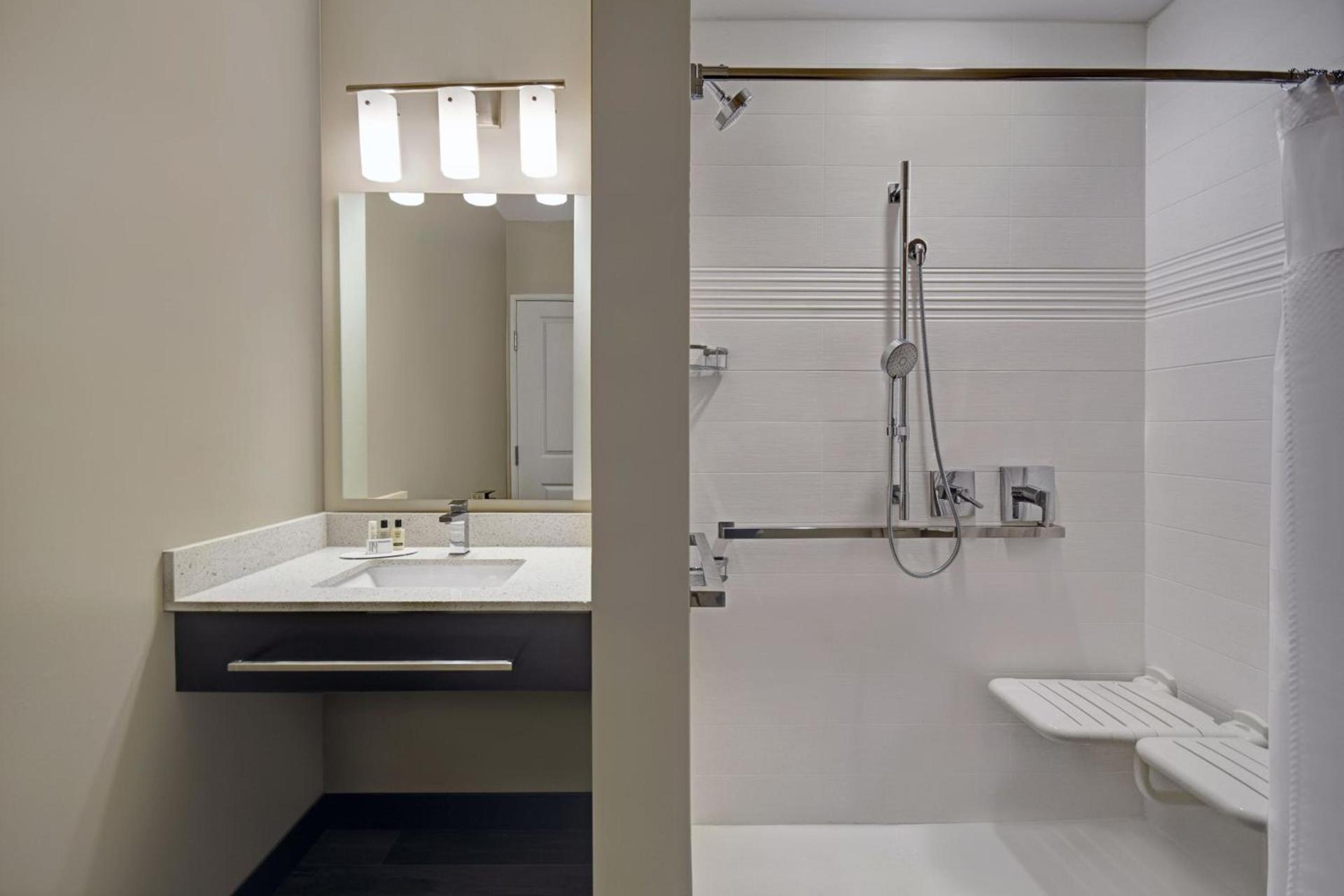 TownePlace Suites by Marriott Grand Rapids Wyoming photo 20