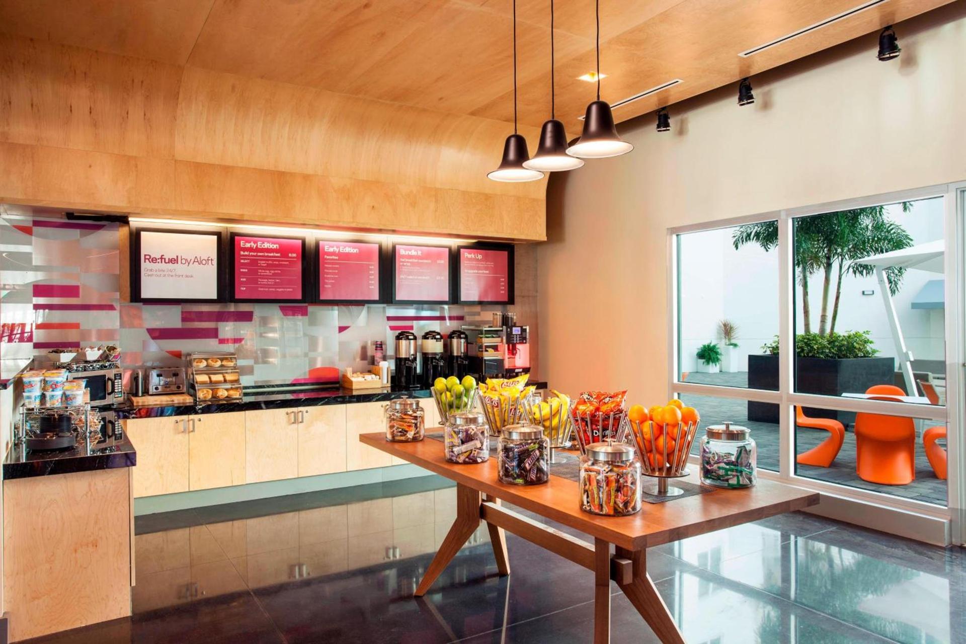 Aloft by Marriott Sarasota photo 8