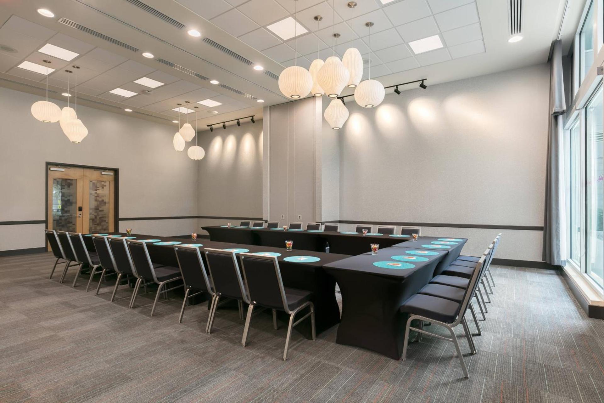 Aloft by Marriott Sarasota photo 17