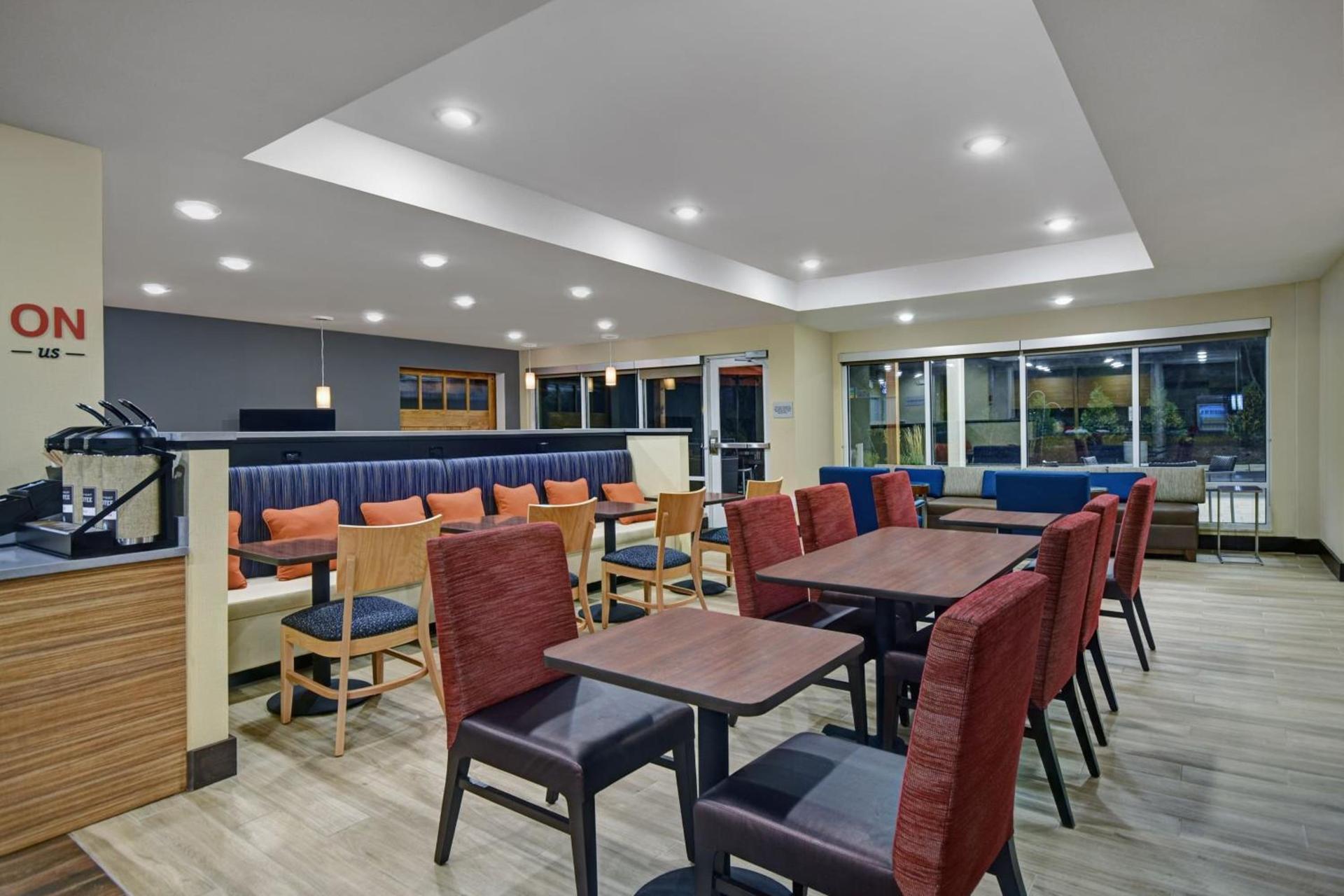 TownePlace Suites by Marriott Grand Rapids Wyoming photo 26