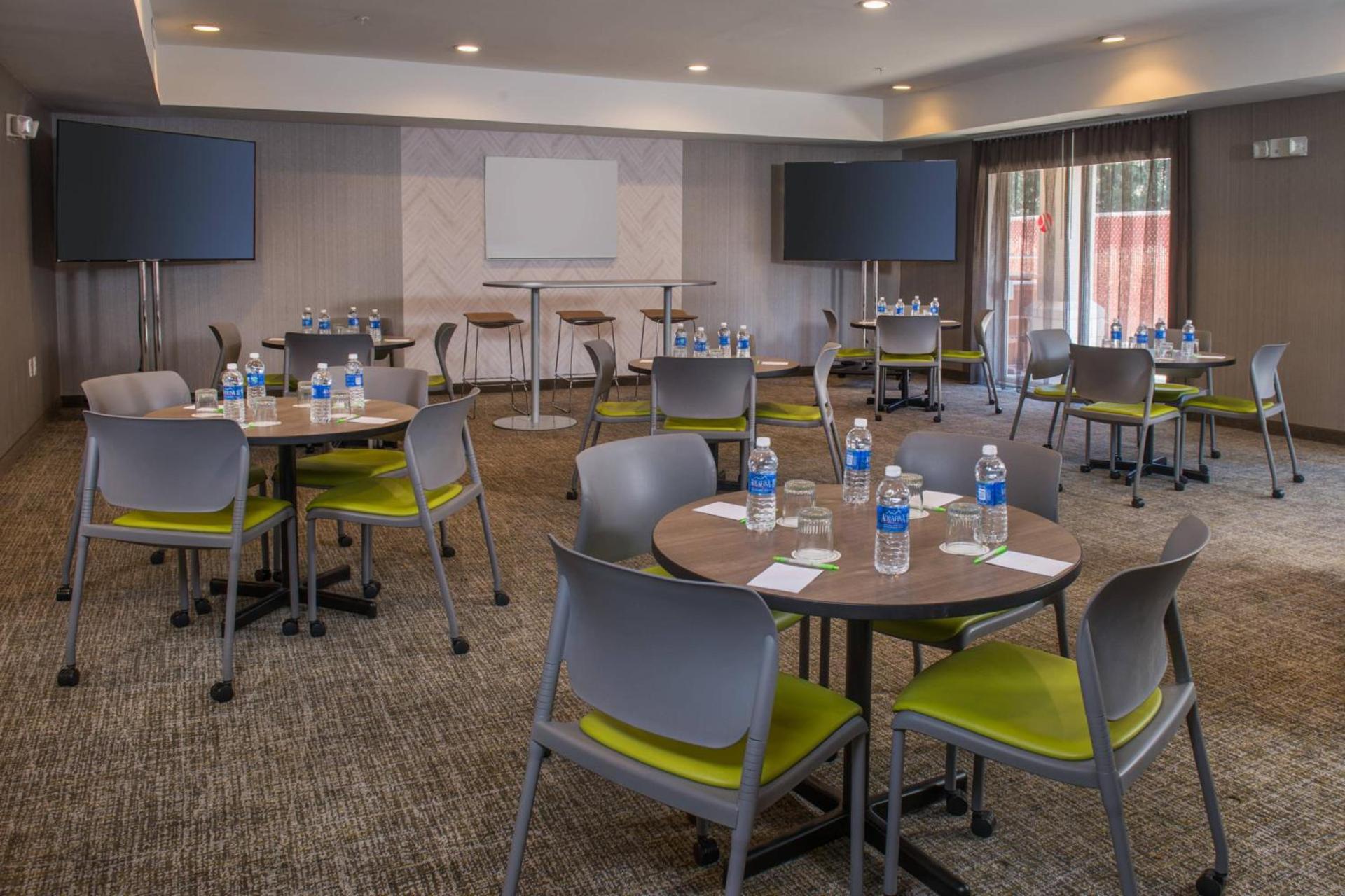SpringHill Suites Herndon Reston photo 22
