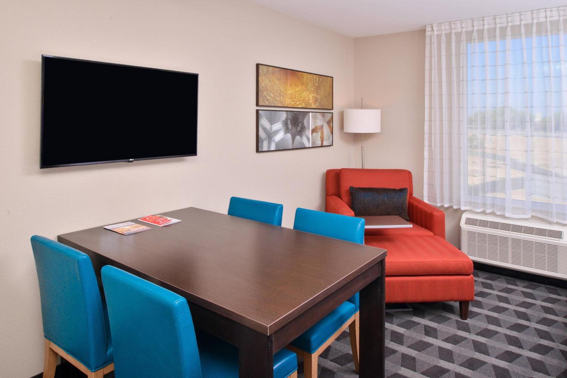 TownePlace Suites by Marriott Ontario Chino Hills photo 6