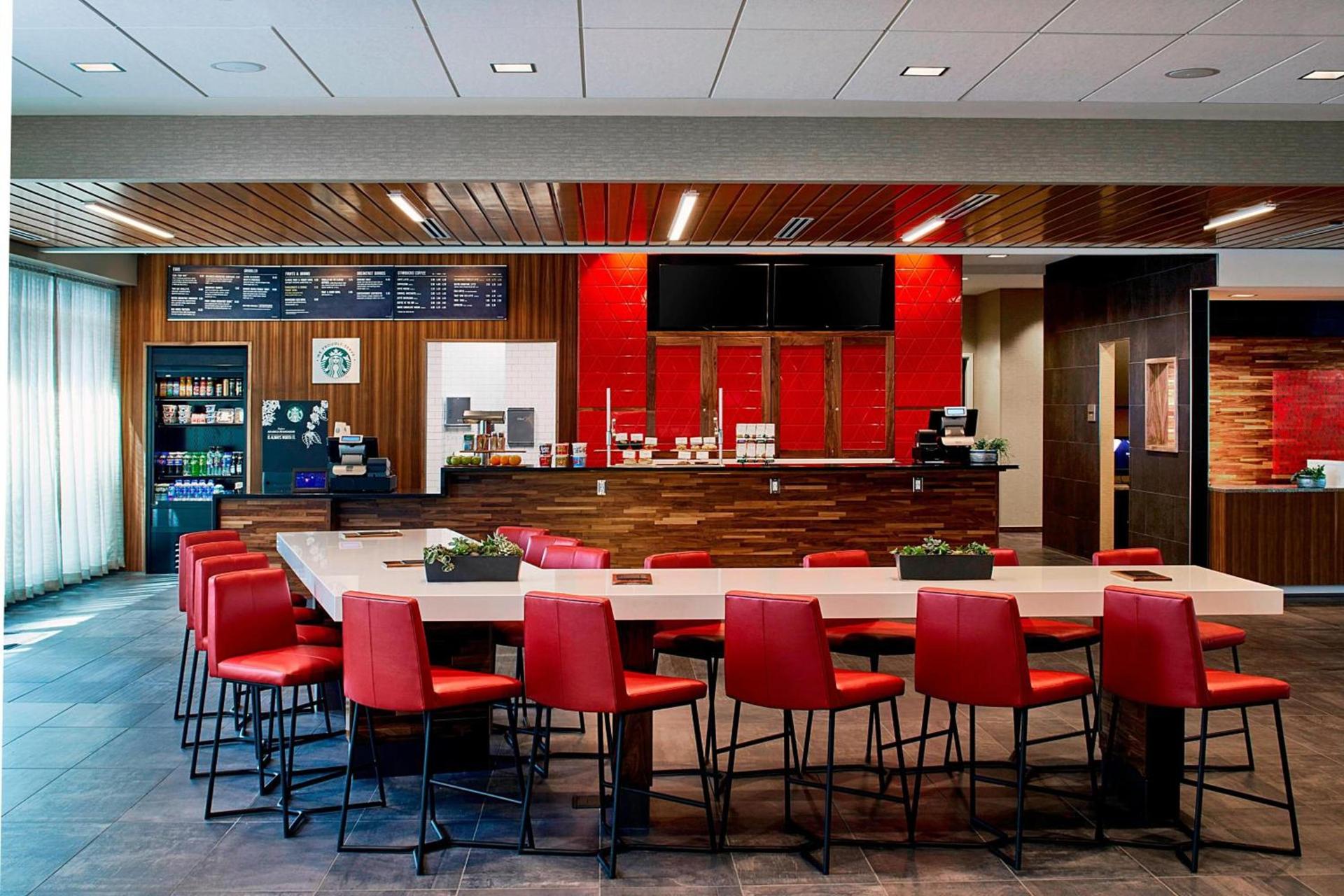Courtyard by Marriott Minneapolis West photo 34