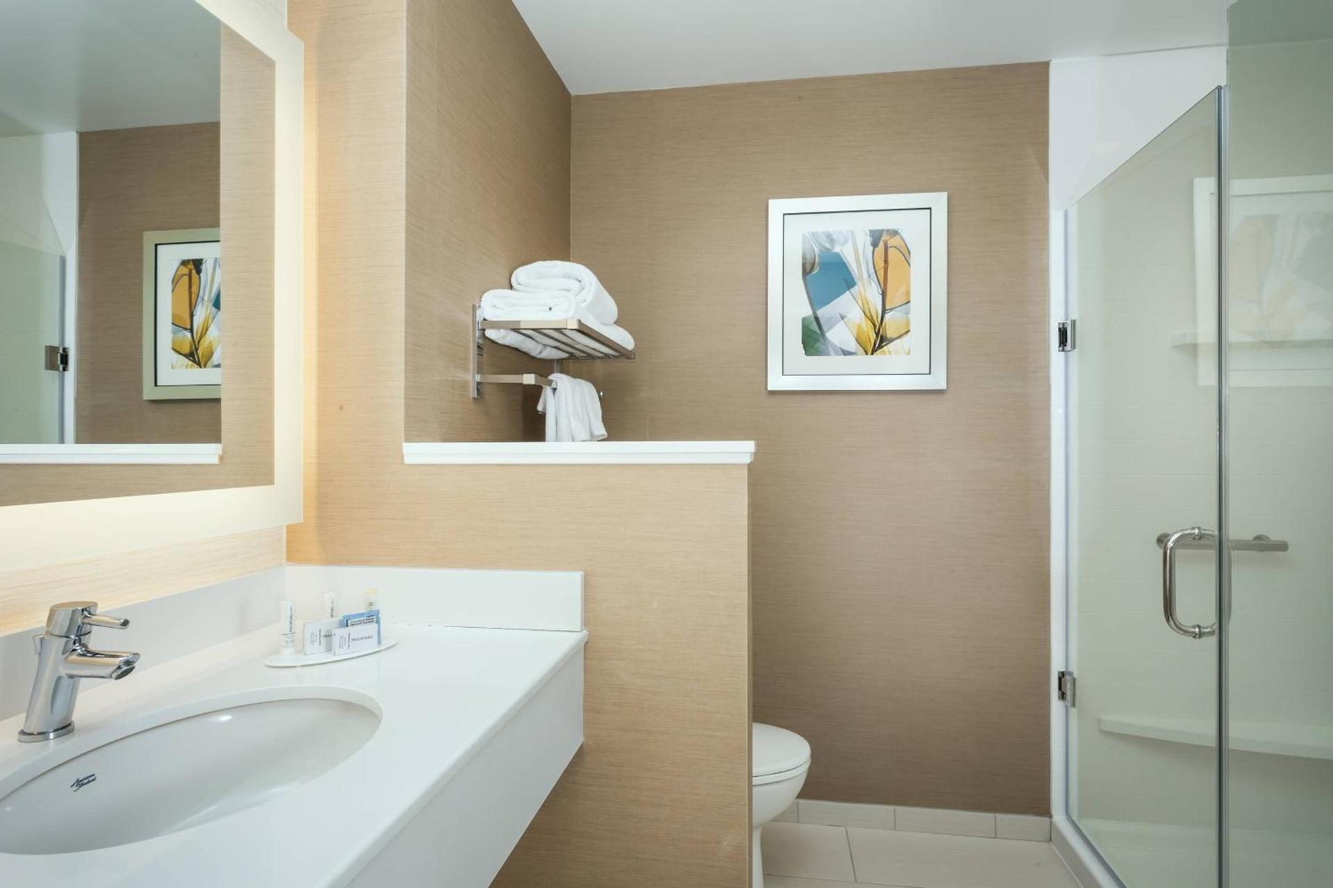 Fairfield Inn & Suites by Marriott Tacoma DuPont photo 6