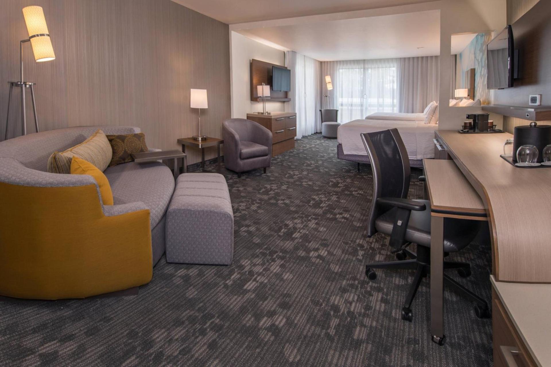 Courtyard by Marriott Hershey Chocolate Avenue photo 14