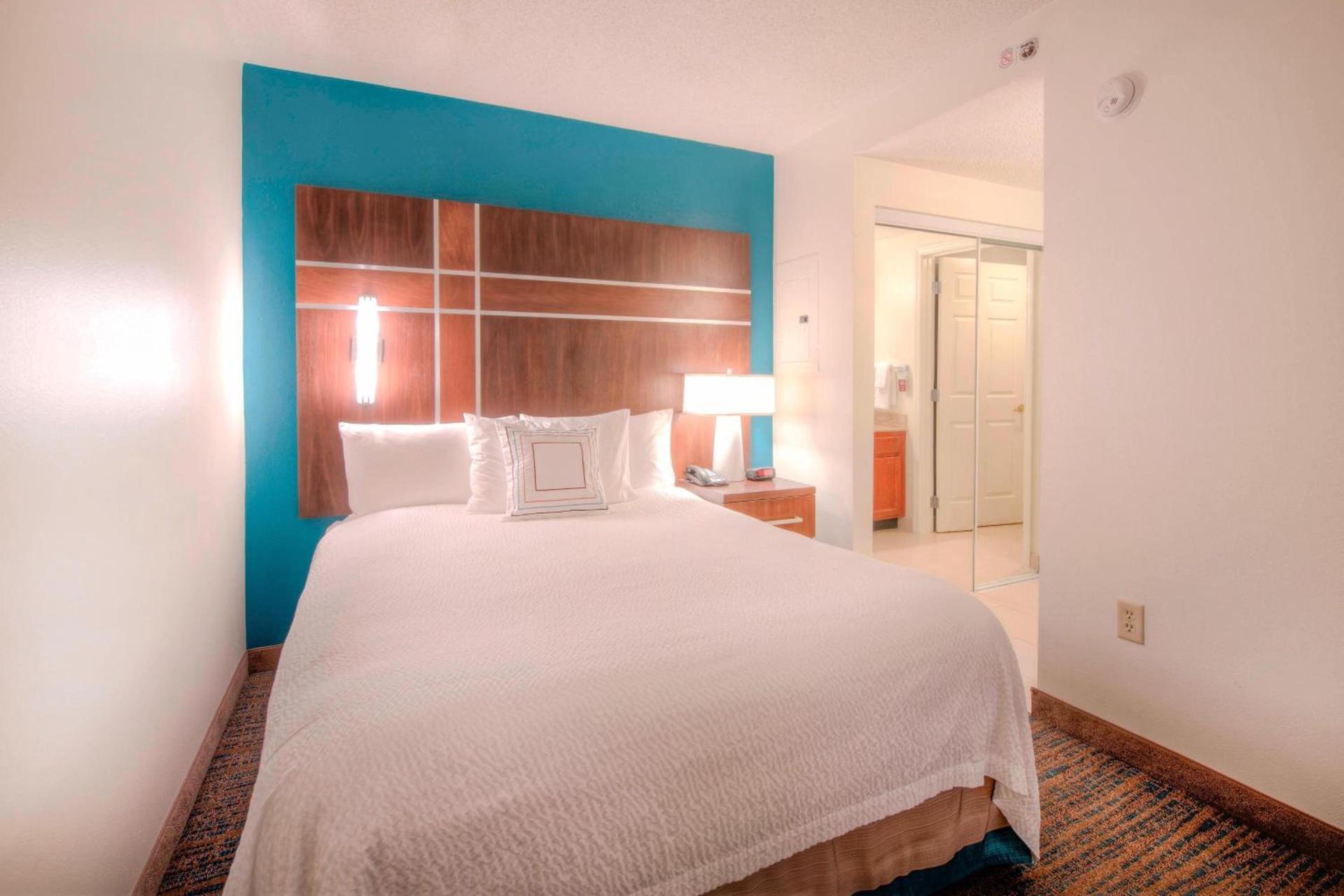Residence Inn by Marriott Raleigh Crabtree Valley photo 10