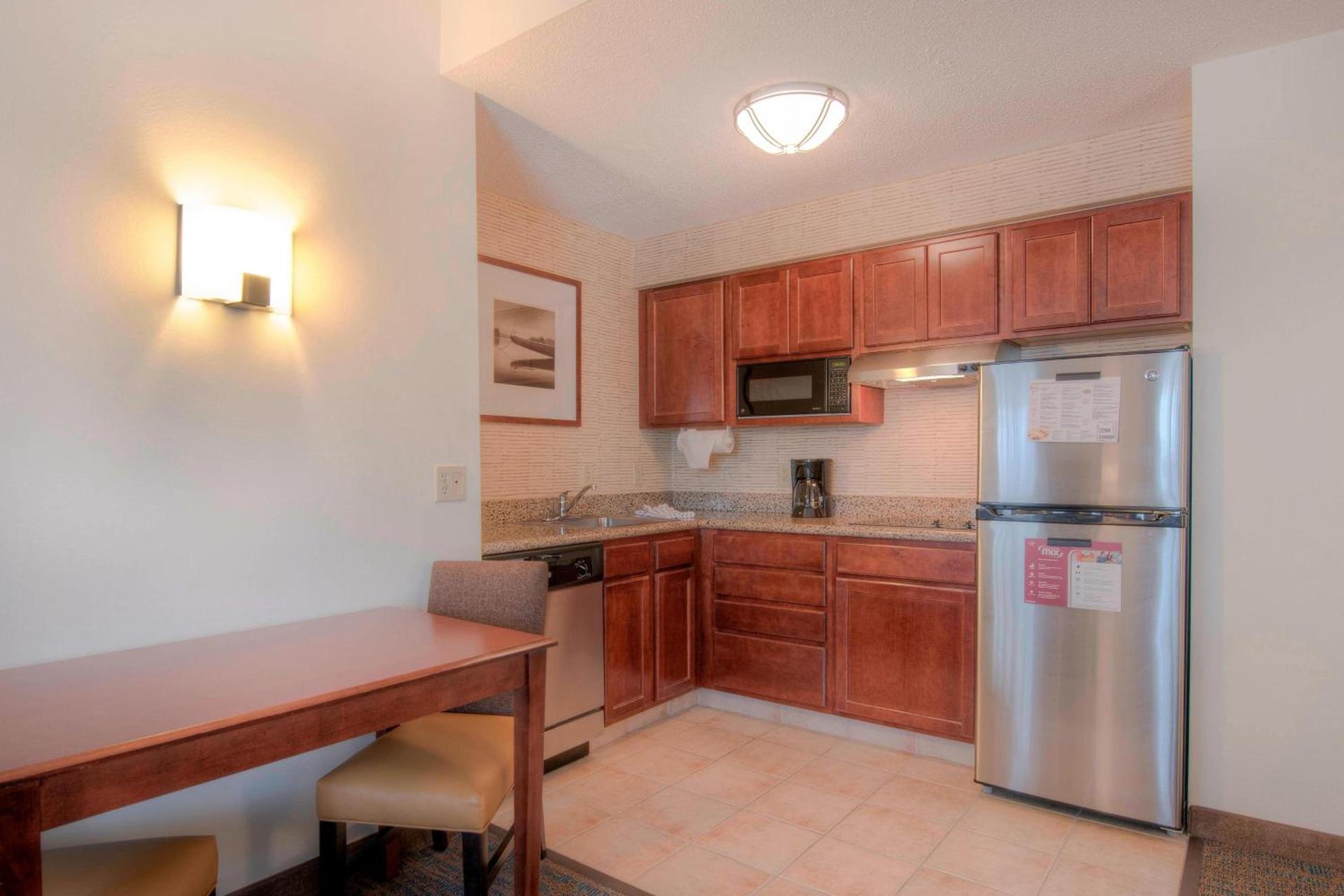 Residence Inn by Marriott Raleigh Crabtree Valley photo 12