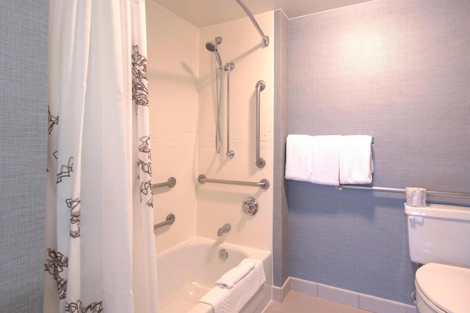 Residence Inn by Marriott Raleigh Crabtree Valley photo 17