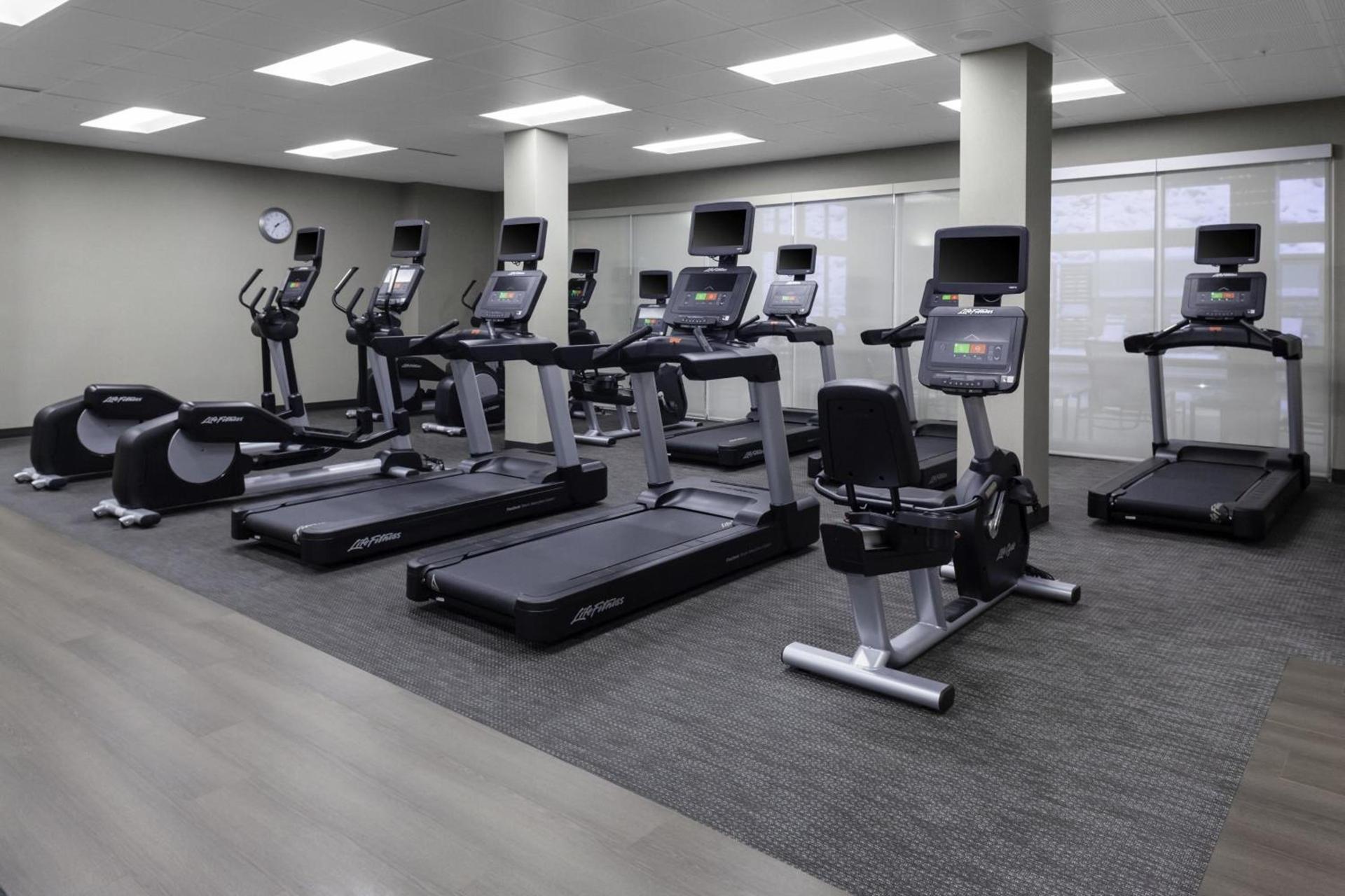 Residence Inn by Marriott St. Louis West County photo 17