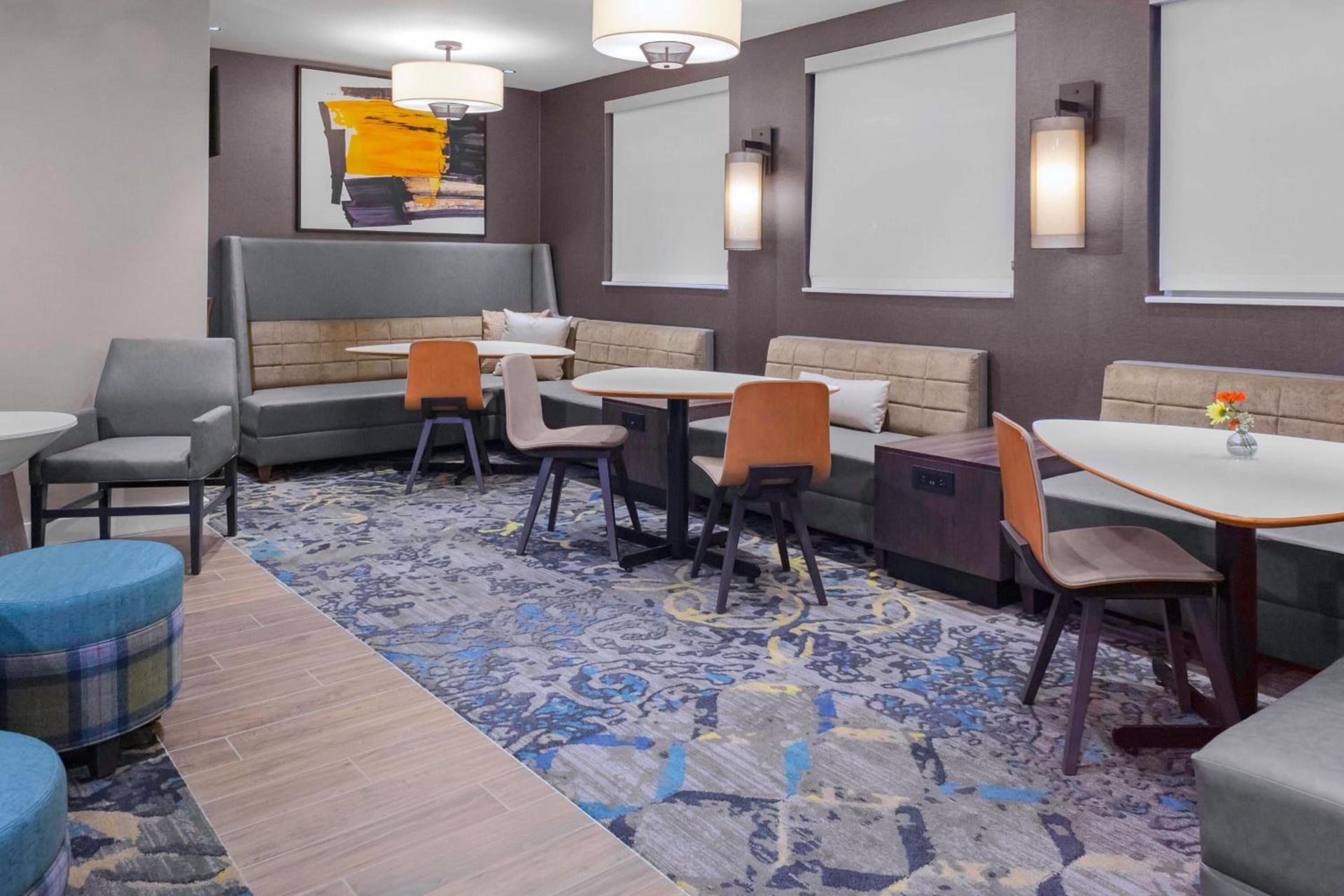 Residence Inn by Marriott St. Louis West County photo 15