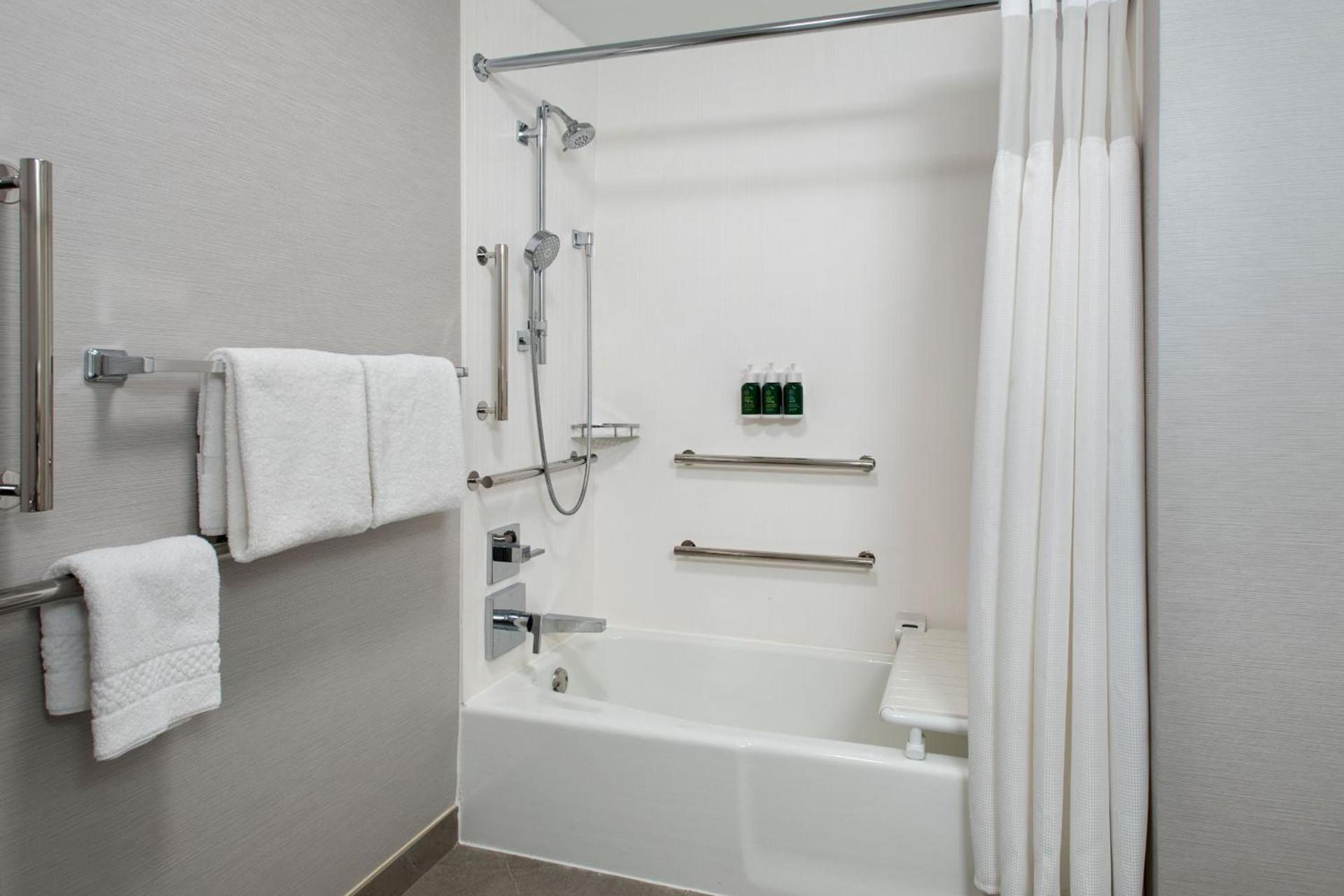 Courtyard by Marriott Silver Spring North/White Oak photo 13