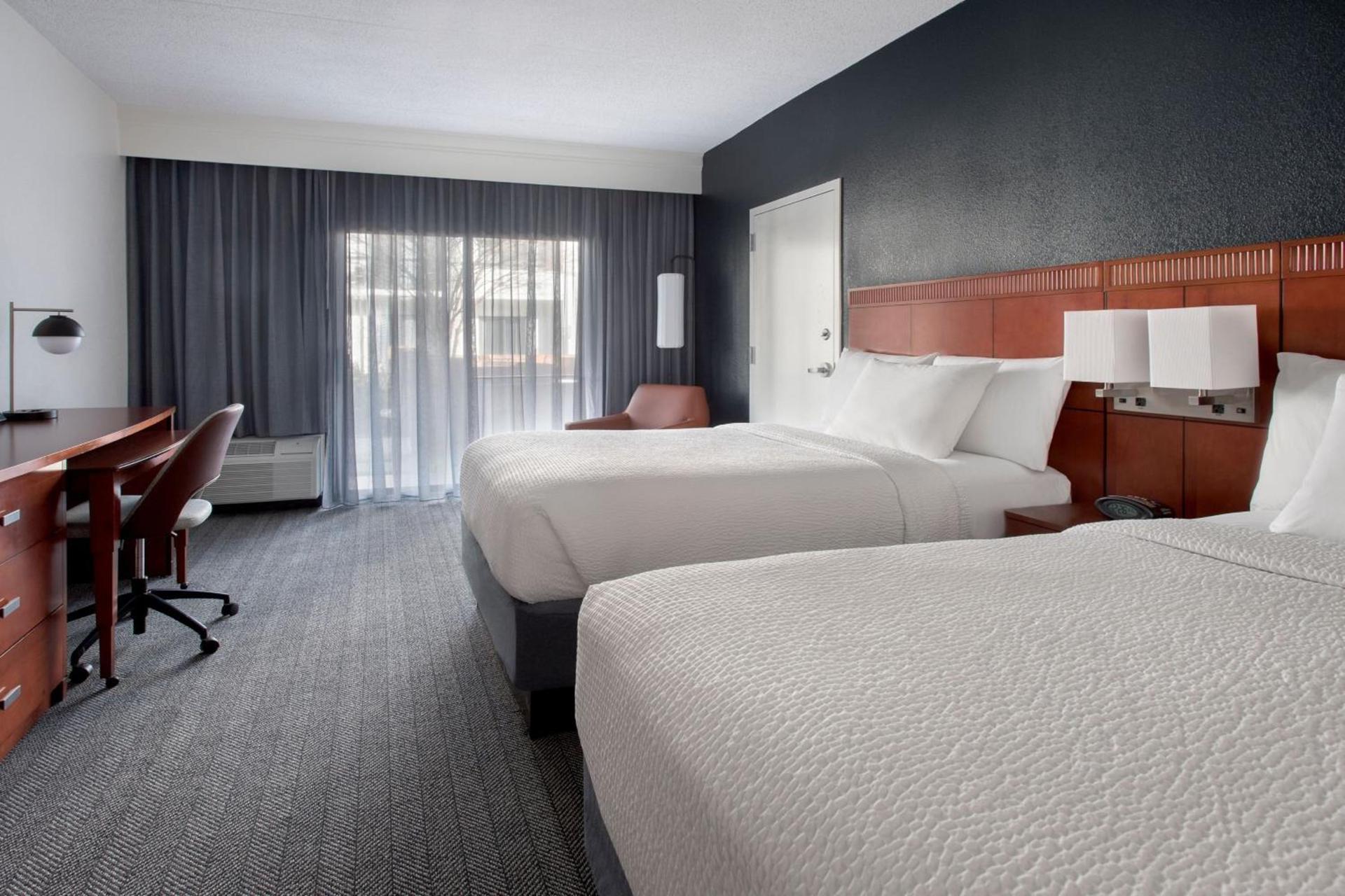 Courtyard by Marriott Silver Spring North/White Oak photo 5