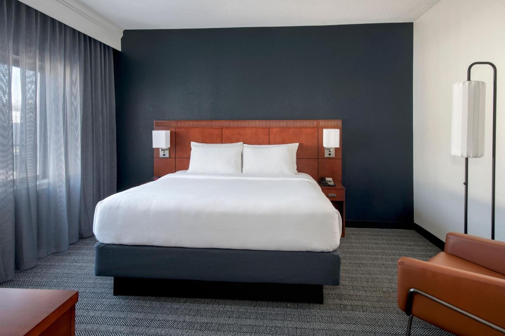 Courtyard by Marriott Silver Spring North/White Oak photo 42