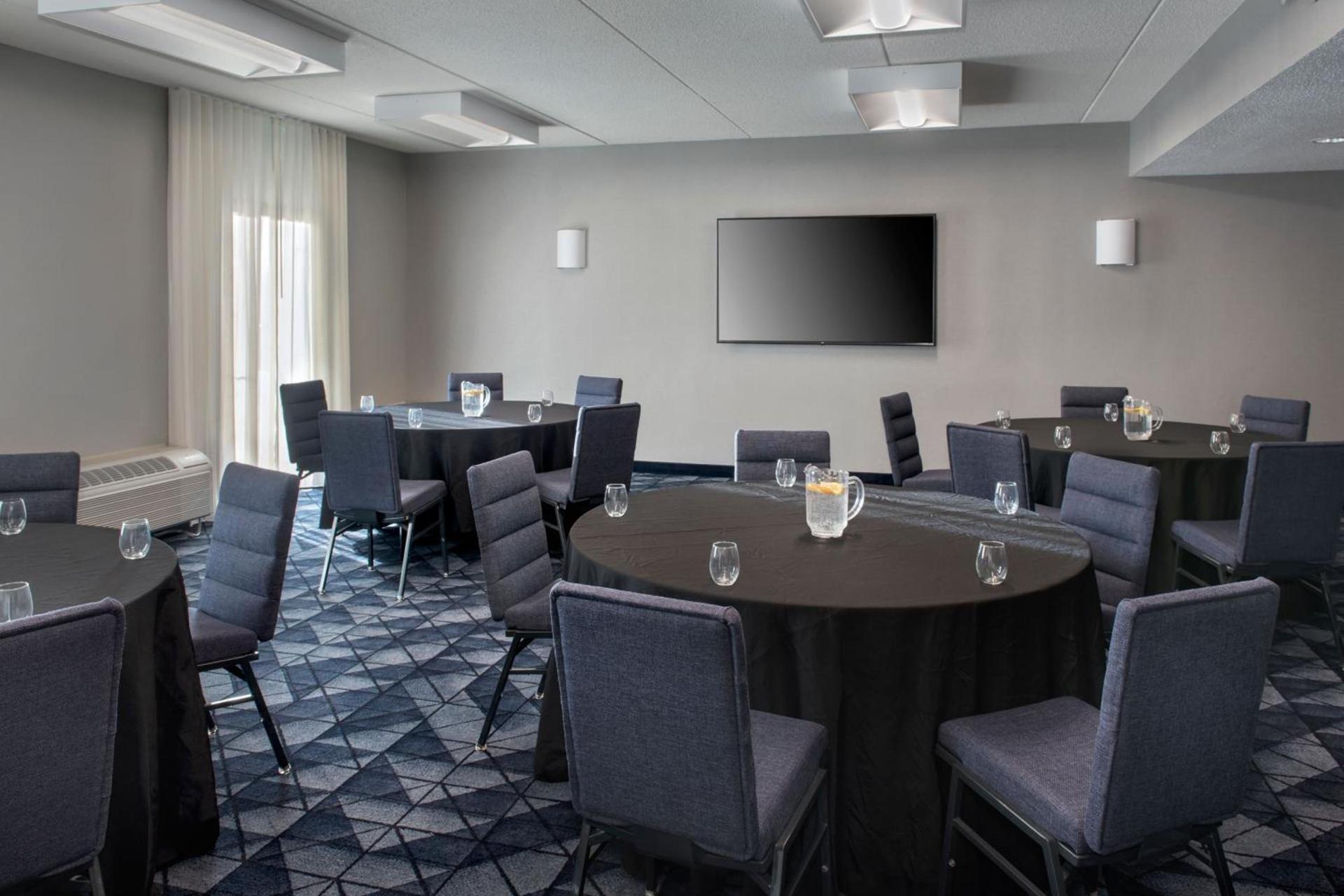 Courtyard by Marriott Silver Spring North/White Oak photo 41