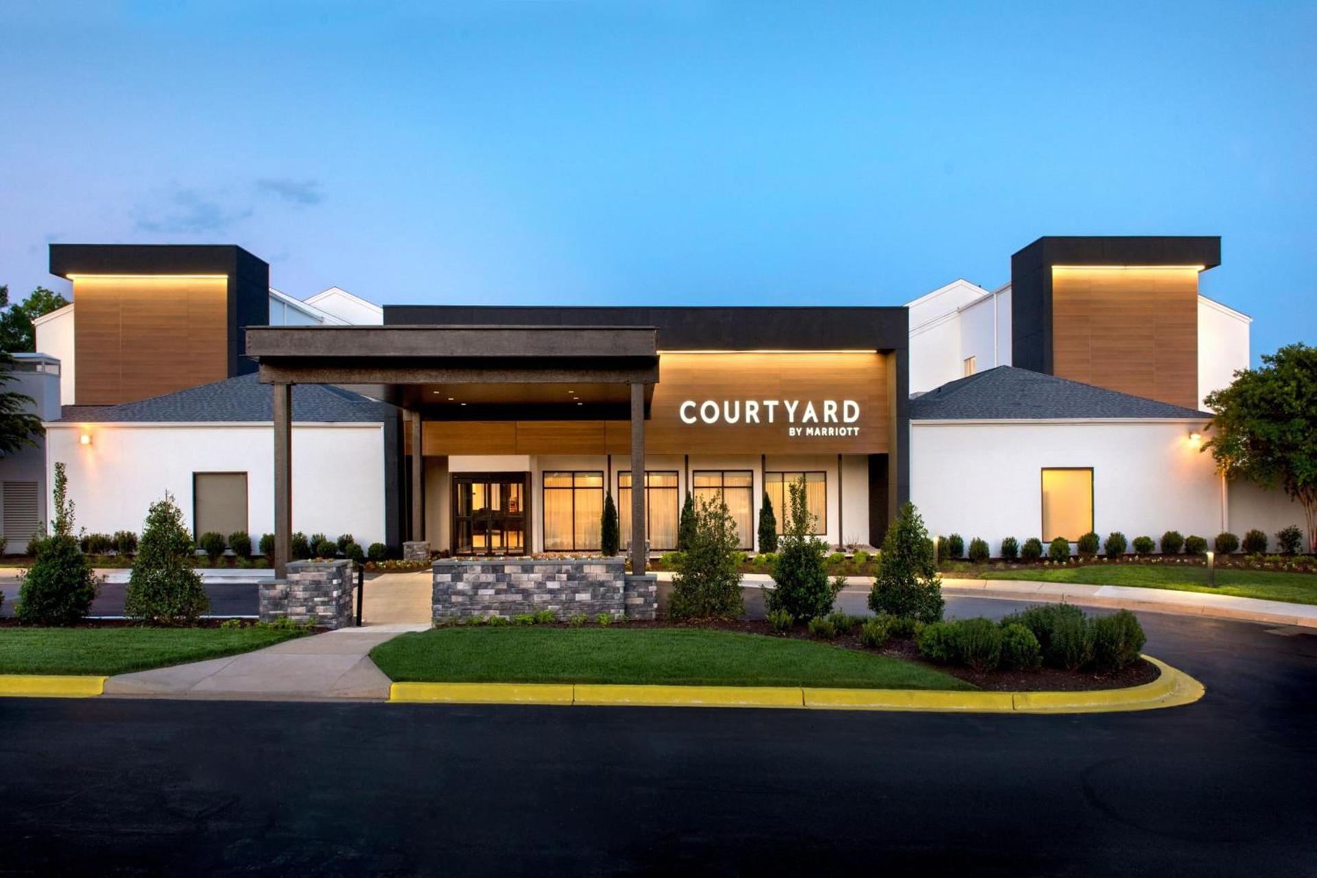 Courtyard by Marriott Silver Spring North/White Oak — hotel in Silver Spring