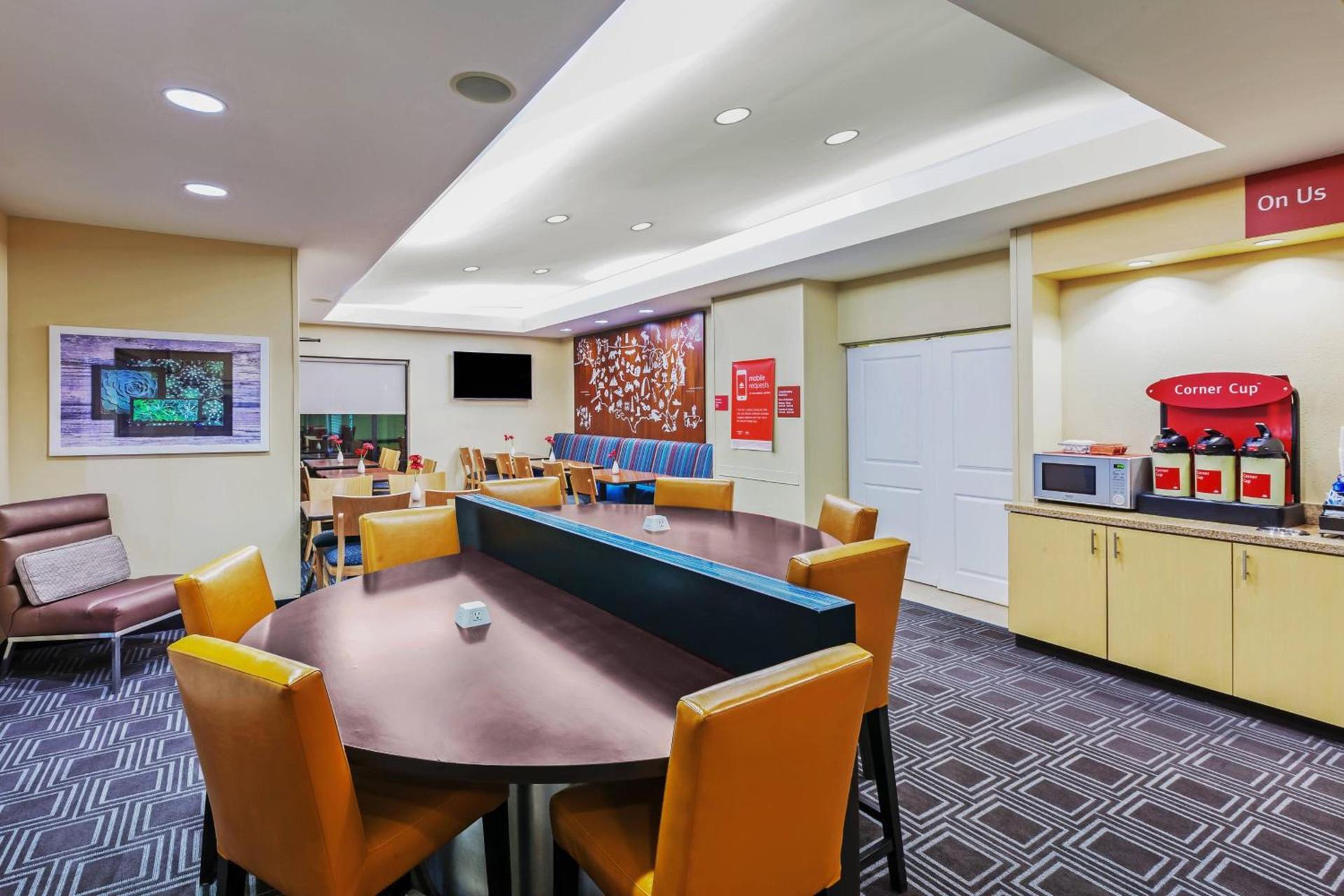 TownePlace Suites by Marriott Tulsa North/Owasso photo 4