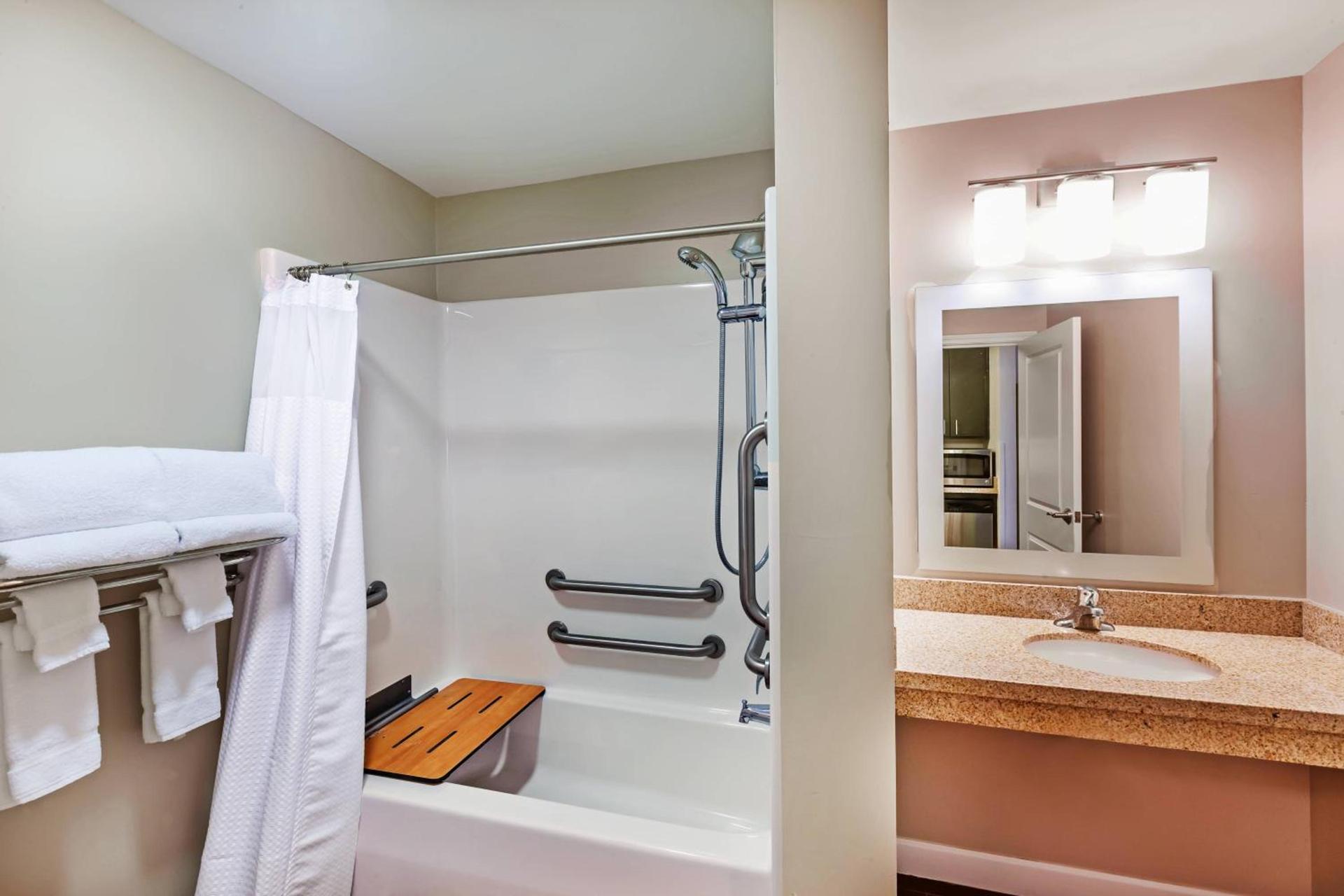 TownePlace Suites by Marriott Tulsa North/Owasso photo 17