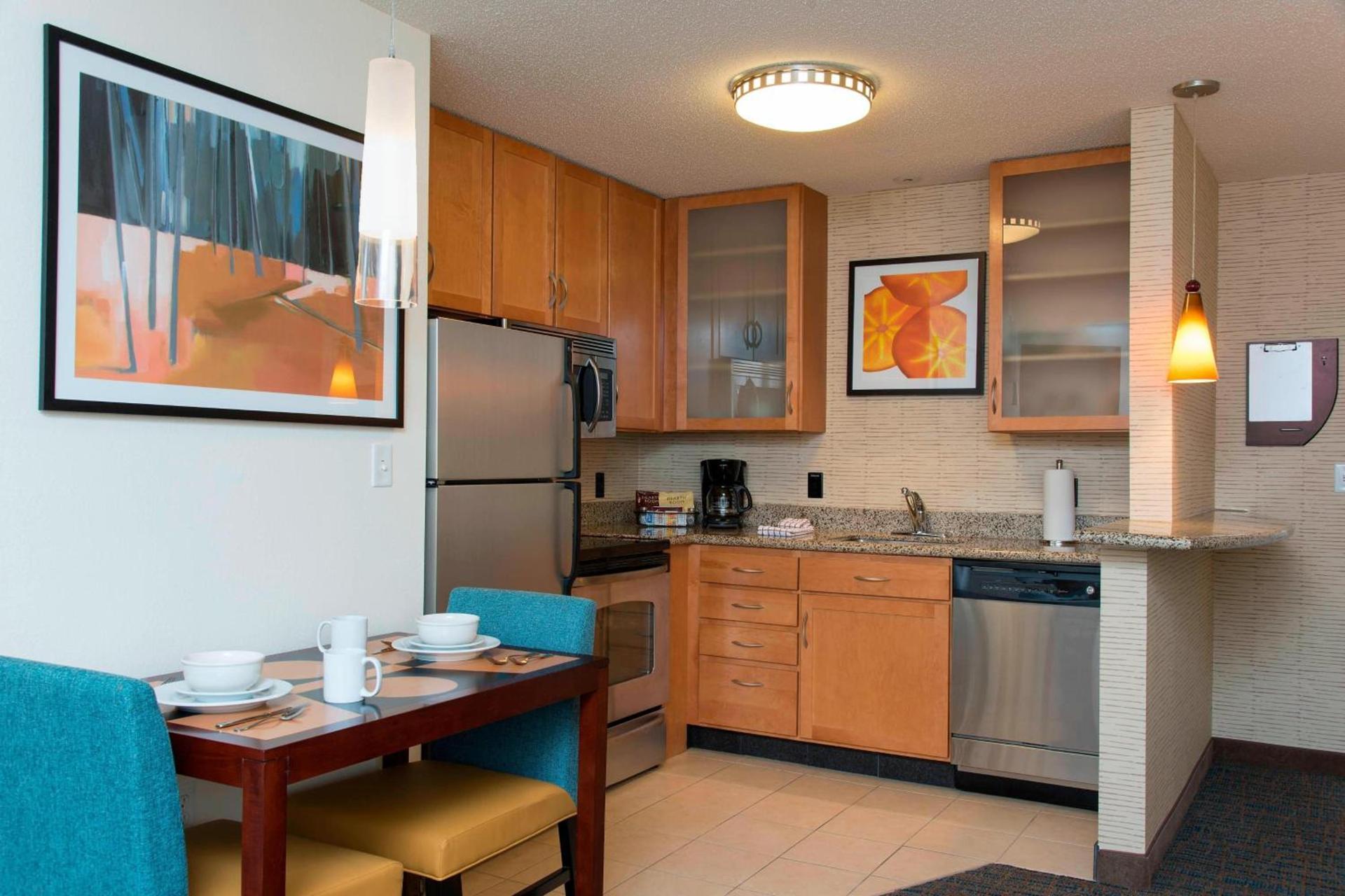 Residence Inn Toledo Maumee photo 10