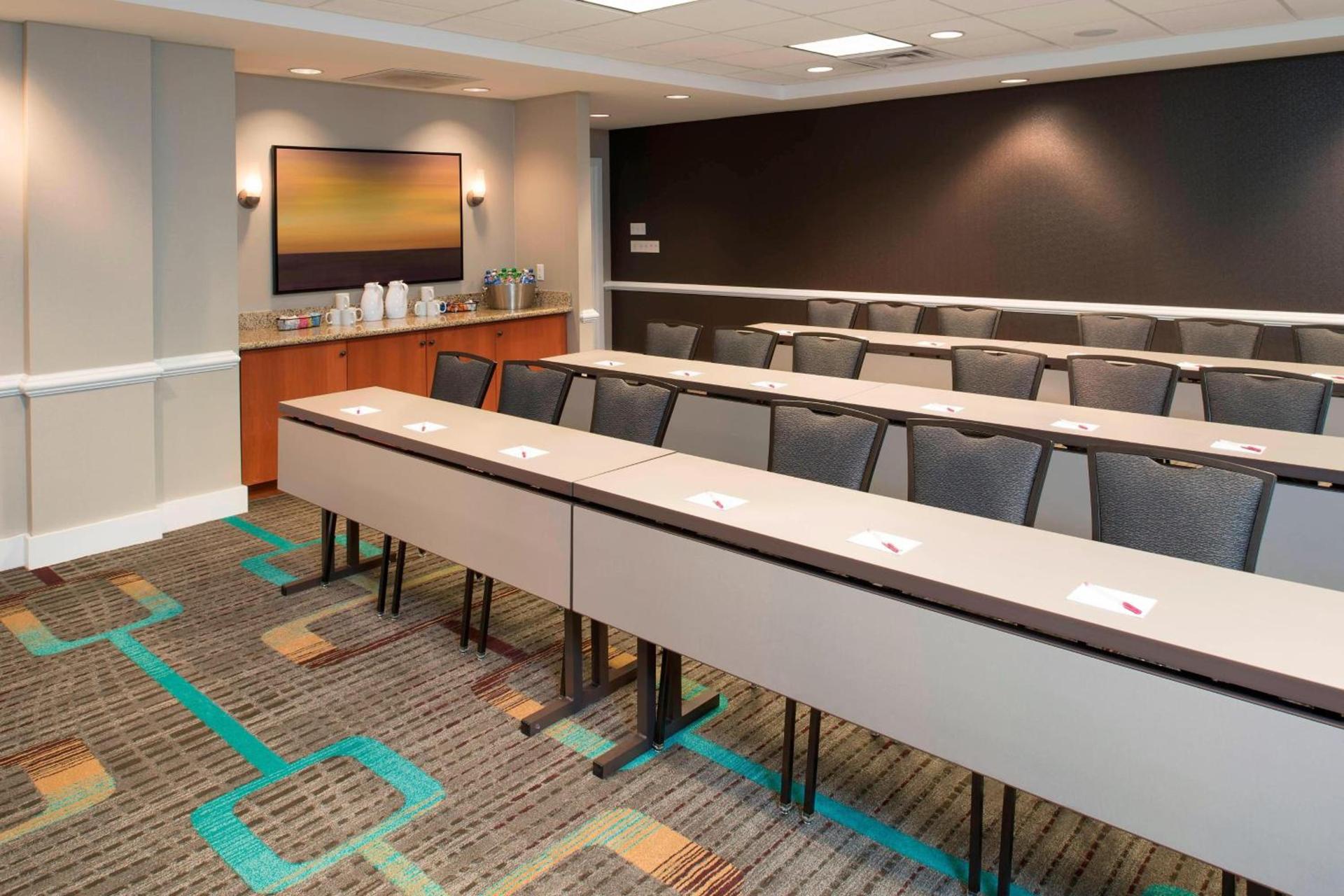 Residence Inn Toledo Maumee photo 29