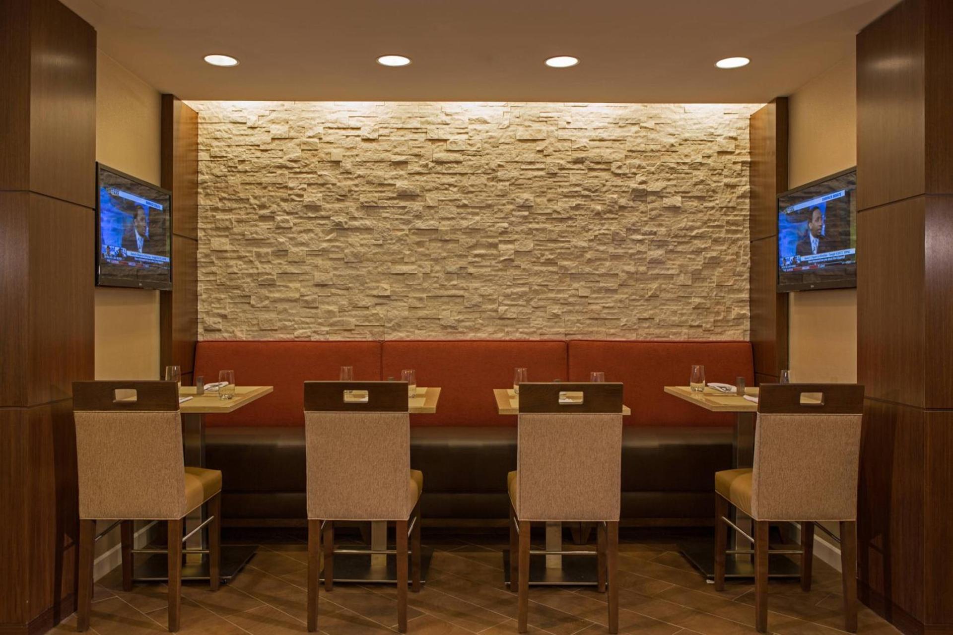 Gaithersburg Marriott Washingtonian Center photo 22