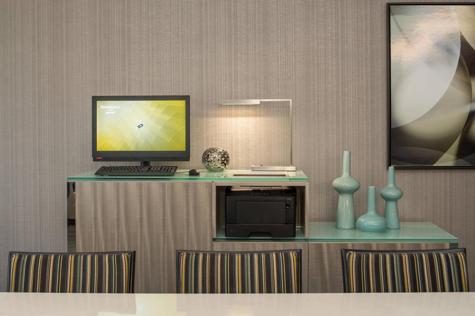 Residence Inn by Marriott Portland North photo 14