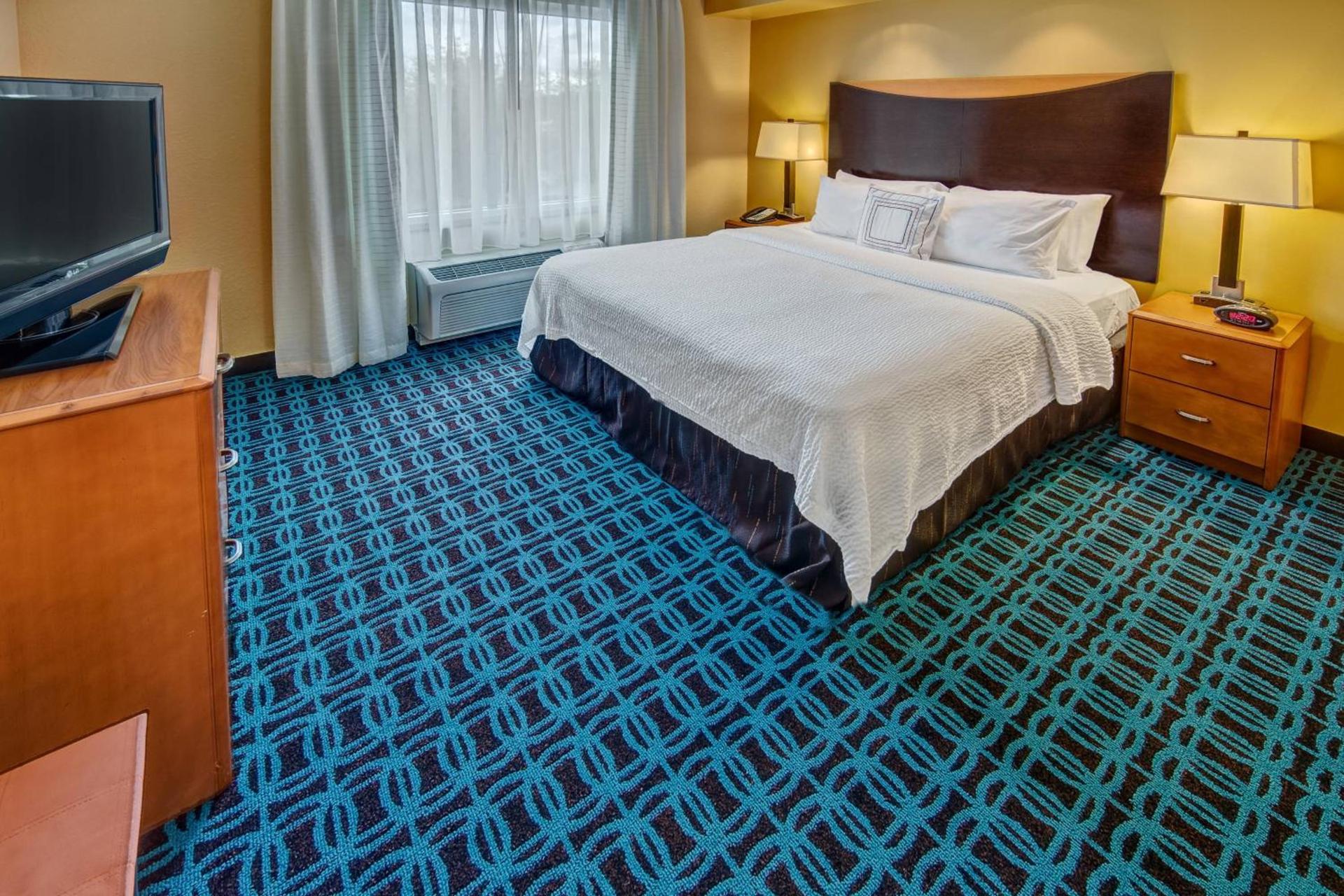 Fairfield Inn and Suites by Marriott Naples photo 10