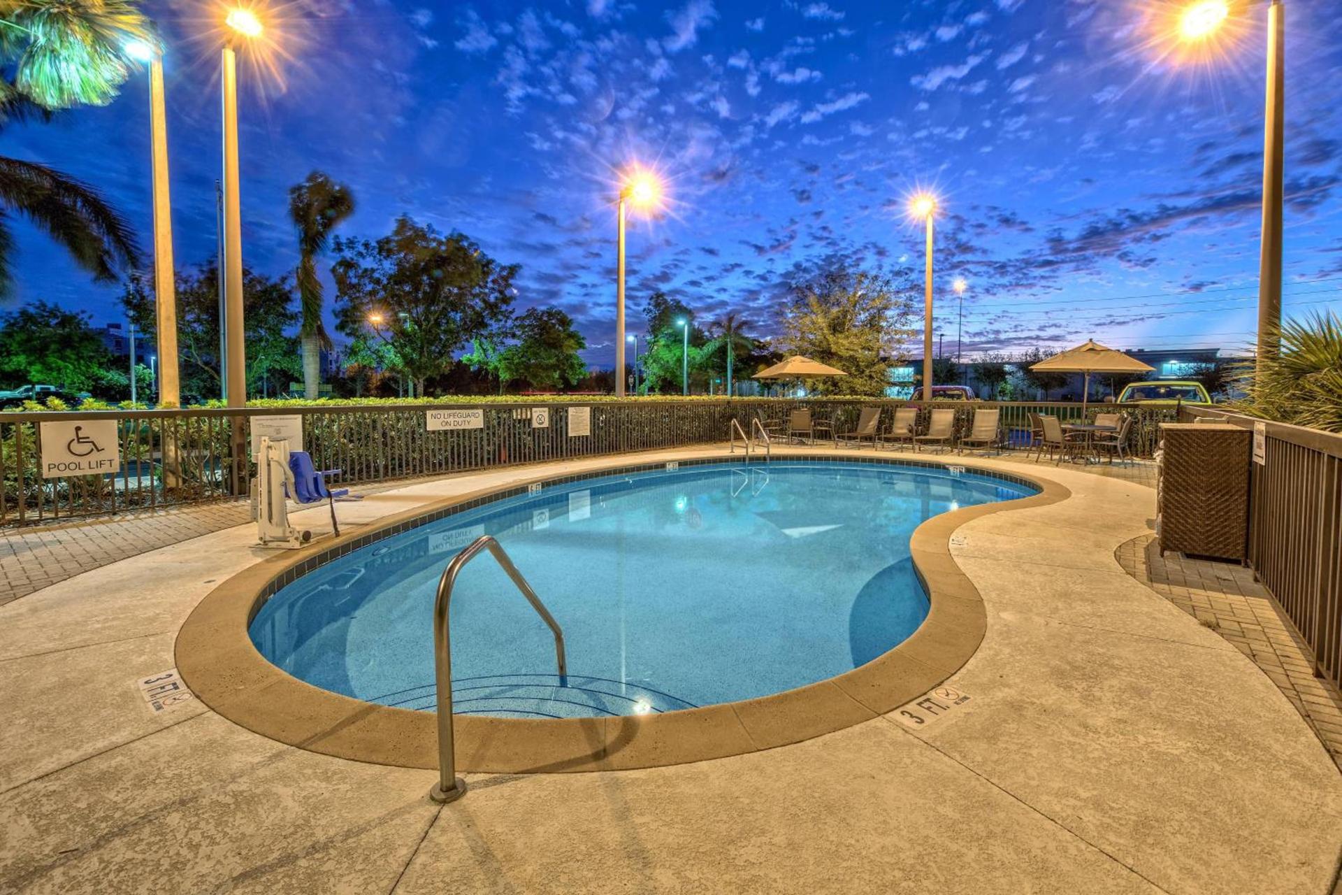 Fairfield Inn and Suites by Marriott Naples photo 26