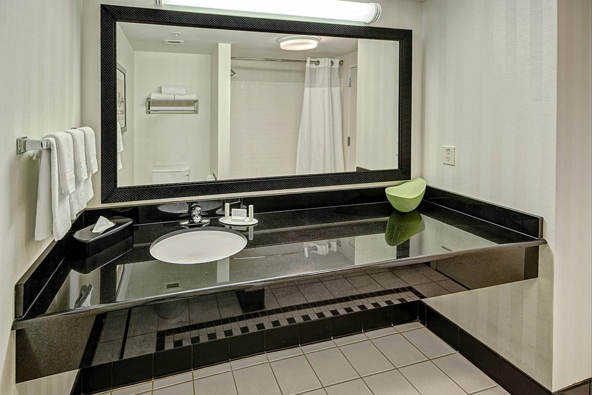 Fairfield Inn and Suites by Marriott Naples photo 13