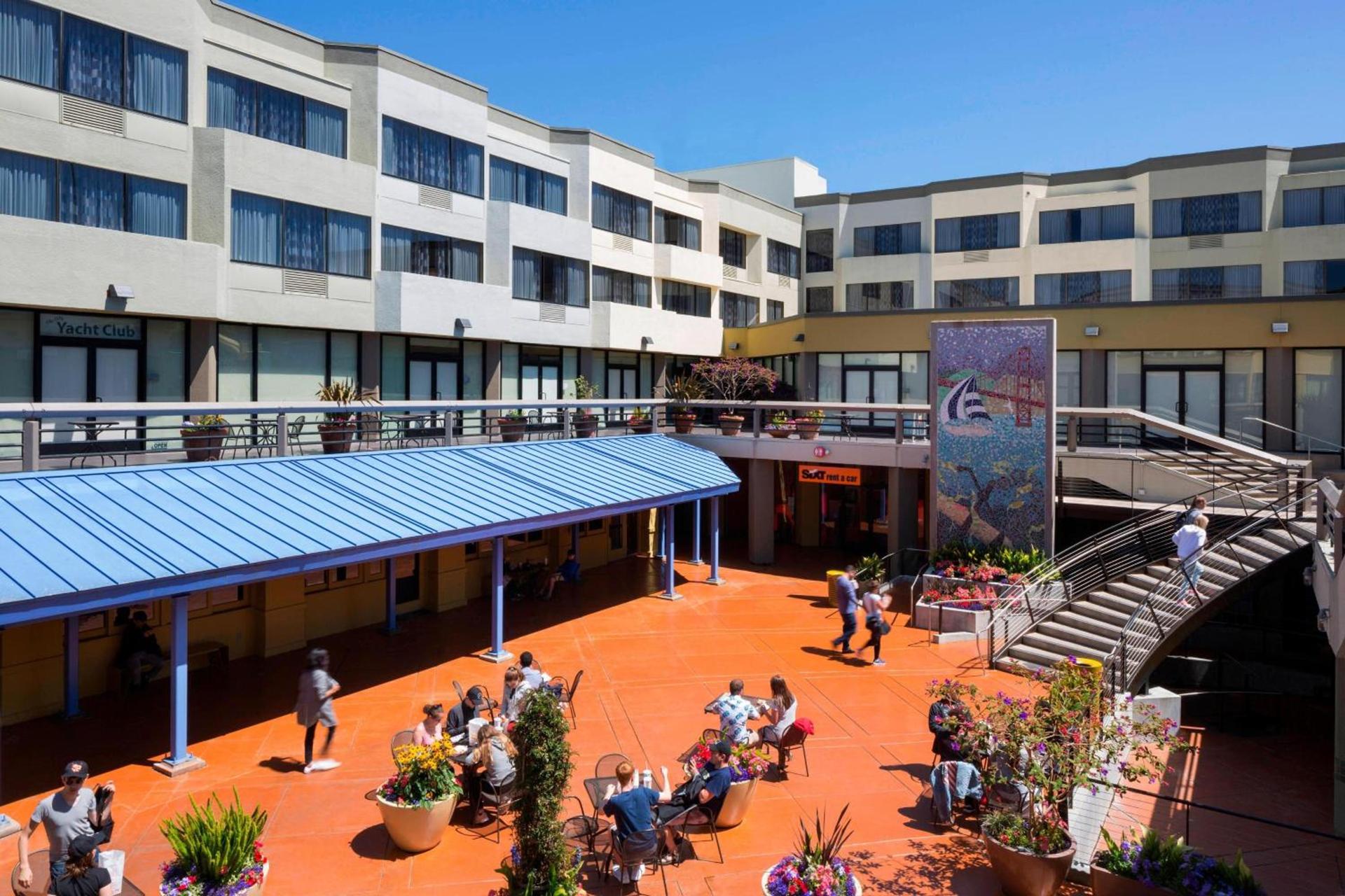 Courtyard by Marriott Fishermans Wharf photo 12