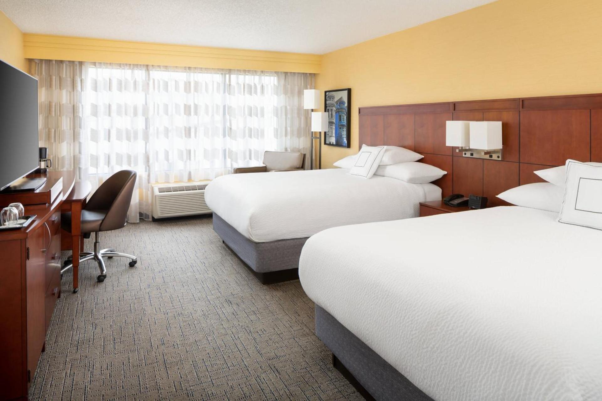 Courtyard by Marriott Fishermans Wharf photo 13