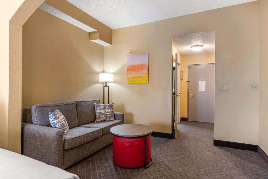 Comfort Inn & Suites at Stone Mountain photo 5