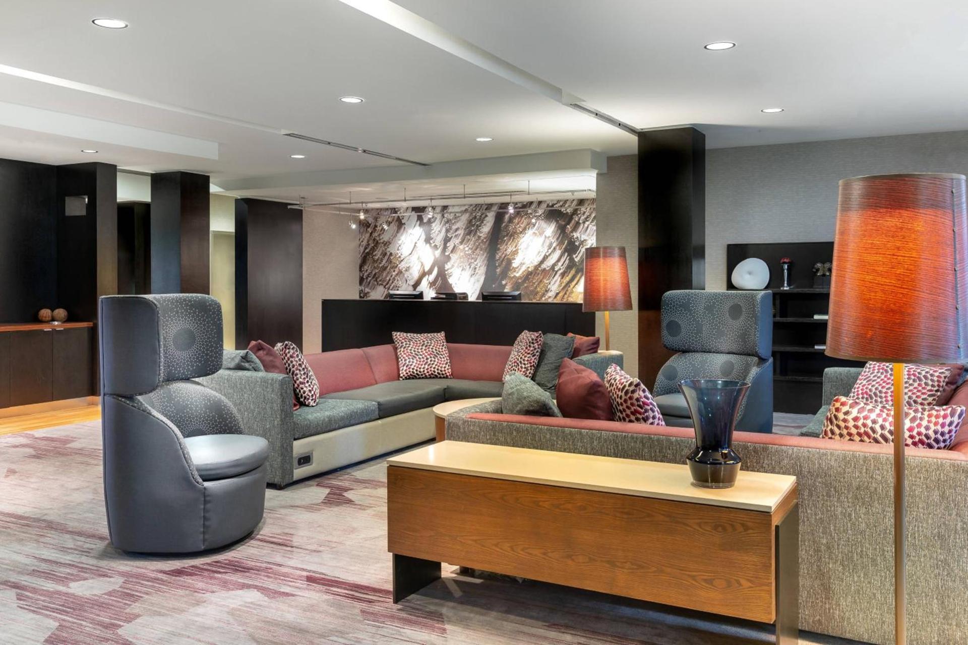 Courtyard by Marriott Denton photo 24