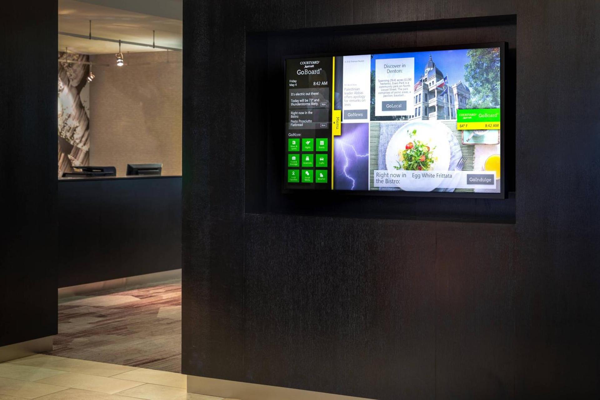 Courtyard by Marriott Denton photo 11