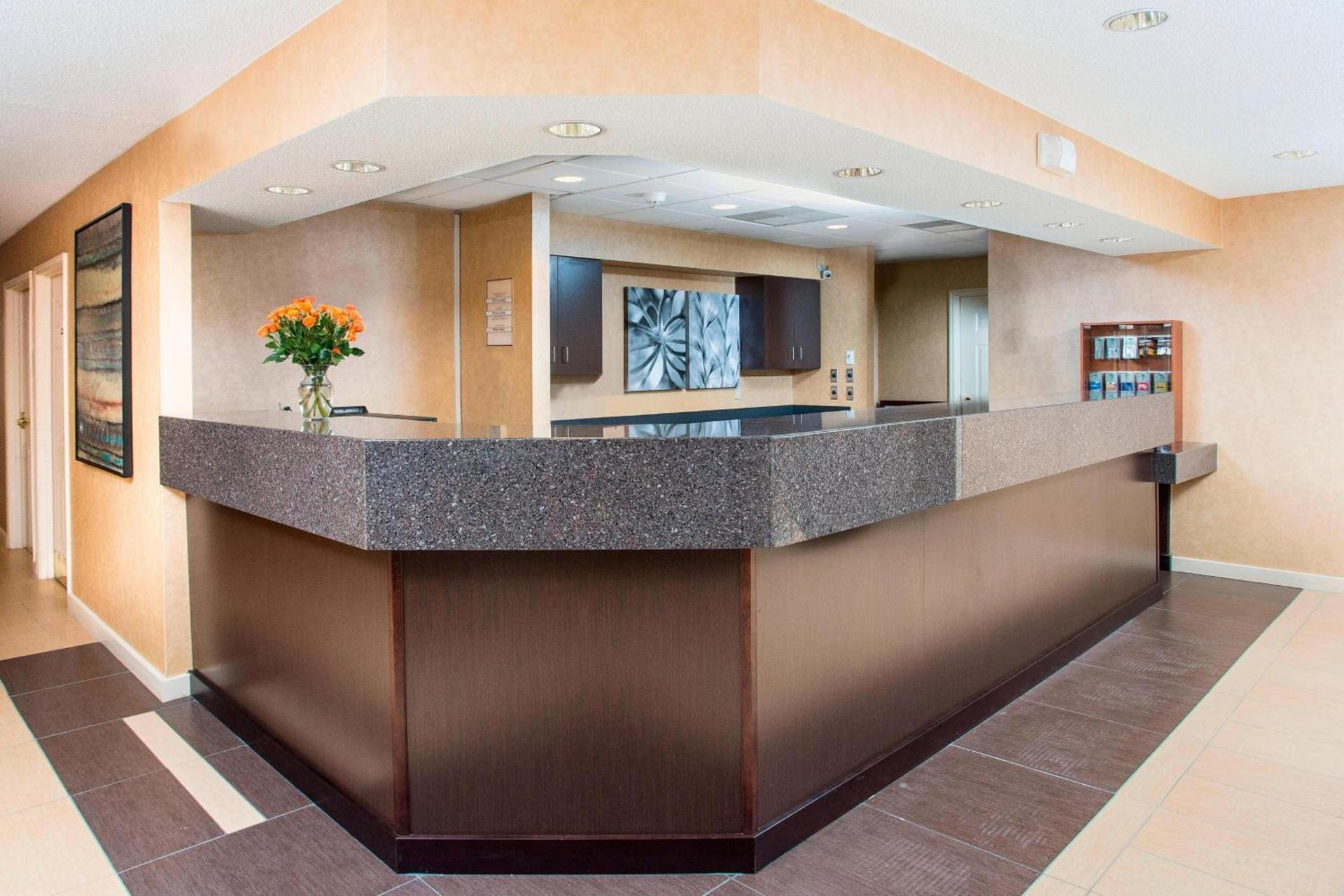 Residence Inn Topeka photo 2