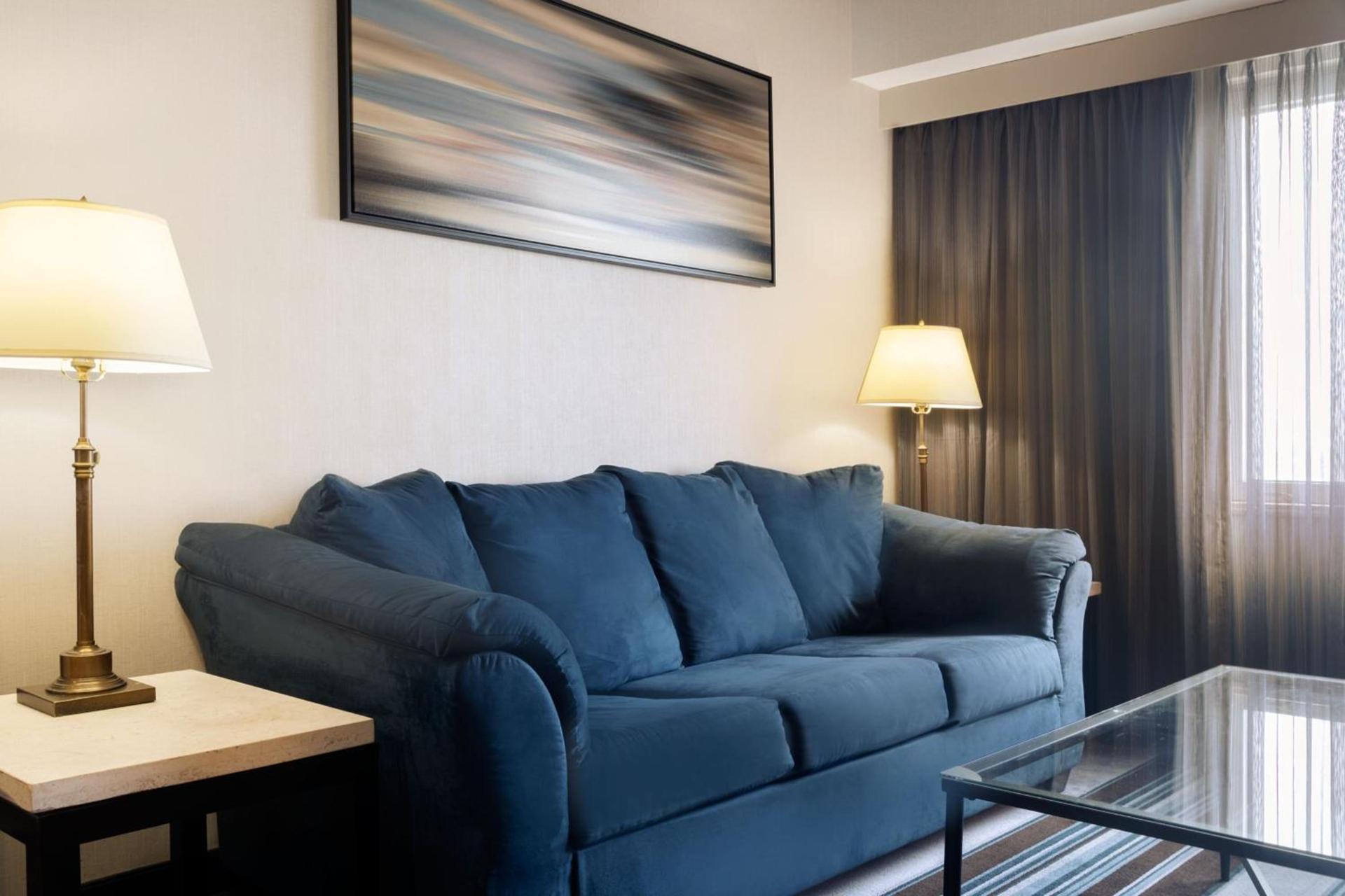 Courtyard by Marriott New York JFK Airport photo 19