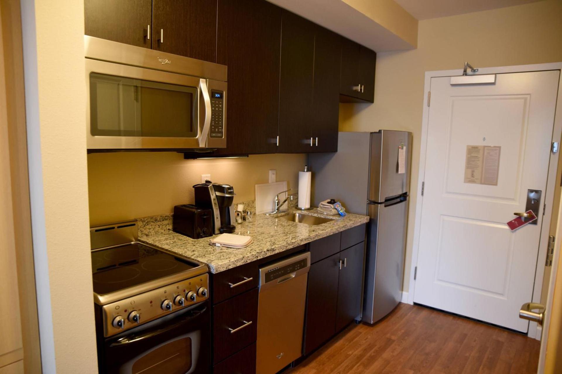 TownePlace Suites by Marriott Lawrence Downtown photo 11